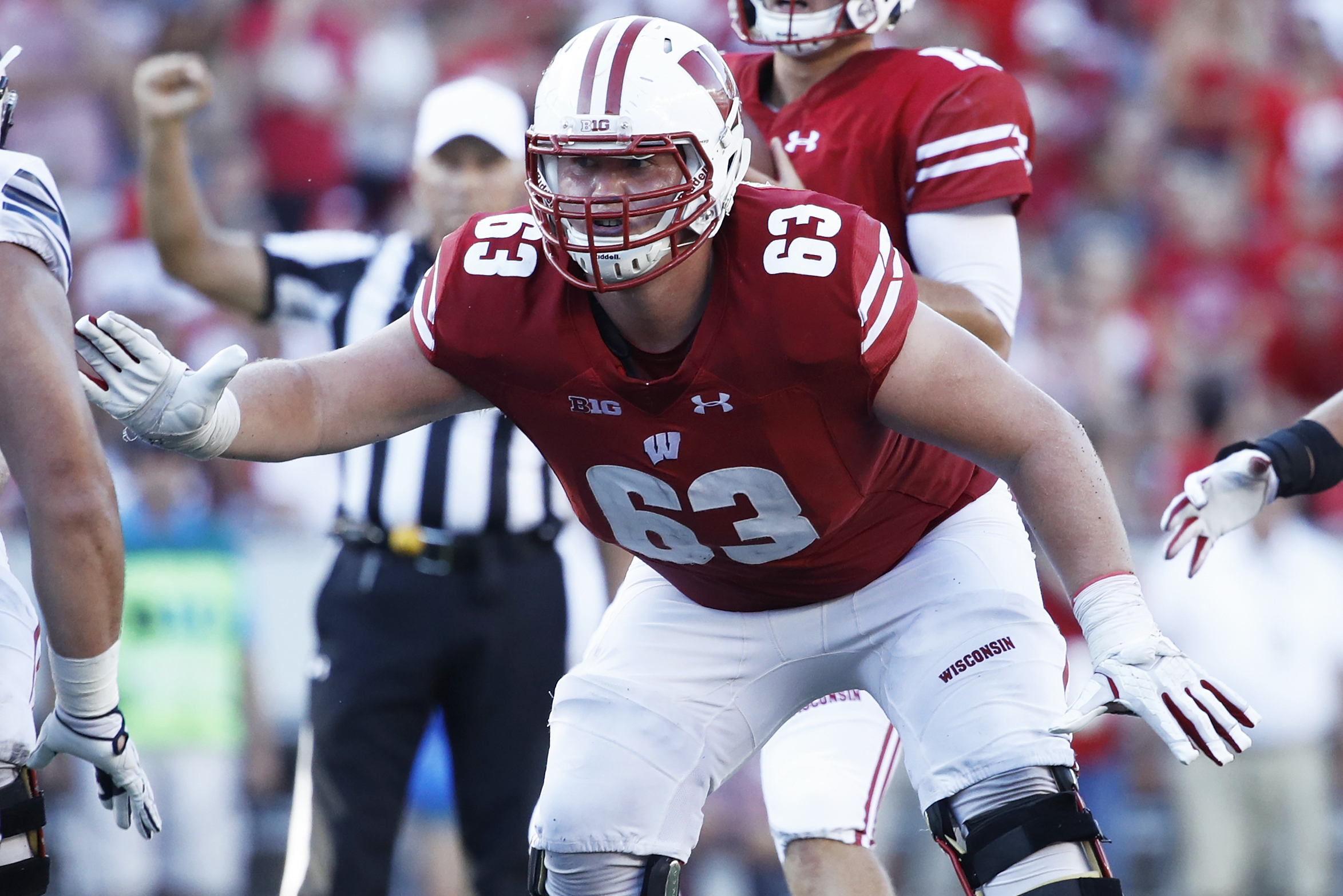 Wisconsin Football on X: Michael Deiter is clearly fired up for photo day.  