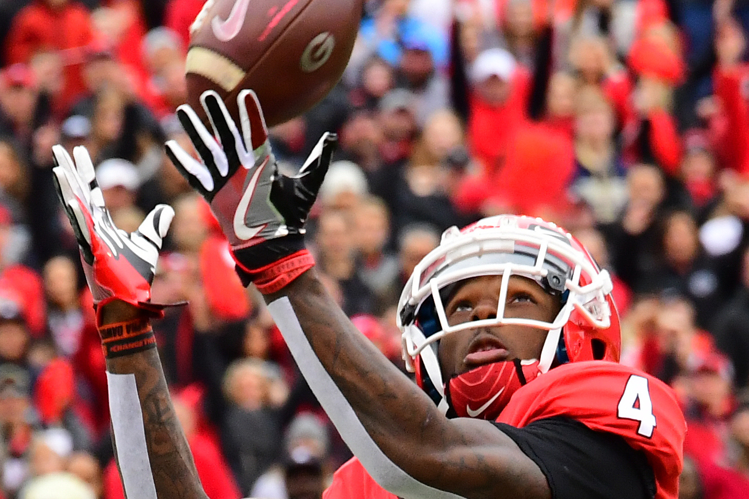 Chiefs' Mecole Hardman Has Cryptic Photo Tweet Go Viral After Missing  Significant Time to Injury - Sports Illustrated