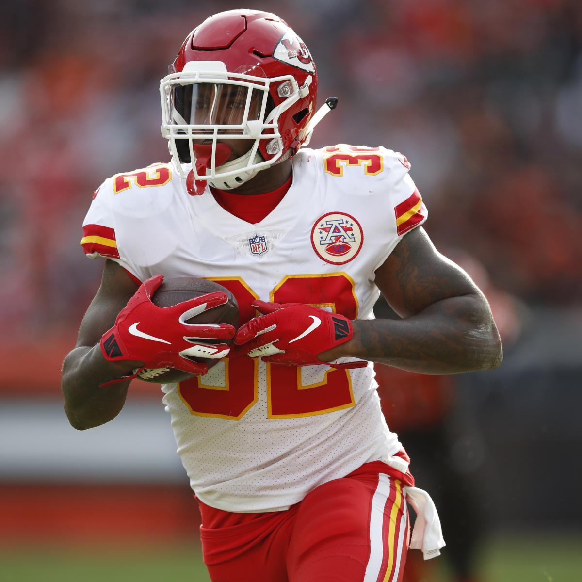 Former Chiefs RB Spencer Ware Reportedly Signs Contract with Colts ...