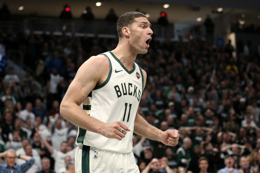 Bucks Rumors: Brook Lopez Plans to Sign 4-Year $52M Contract at