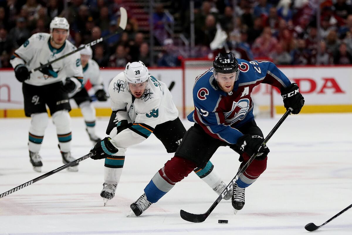 Nathan MacKinnon Scores, Avalanche Beat Sharks 3-0 in Game 4 to Tie Series | Bleacher Report ...