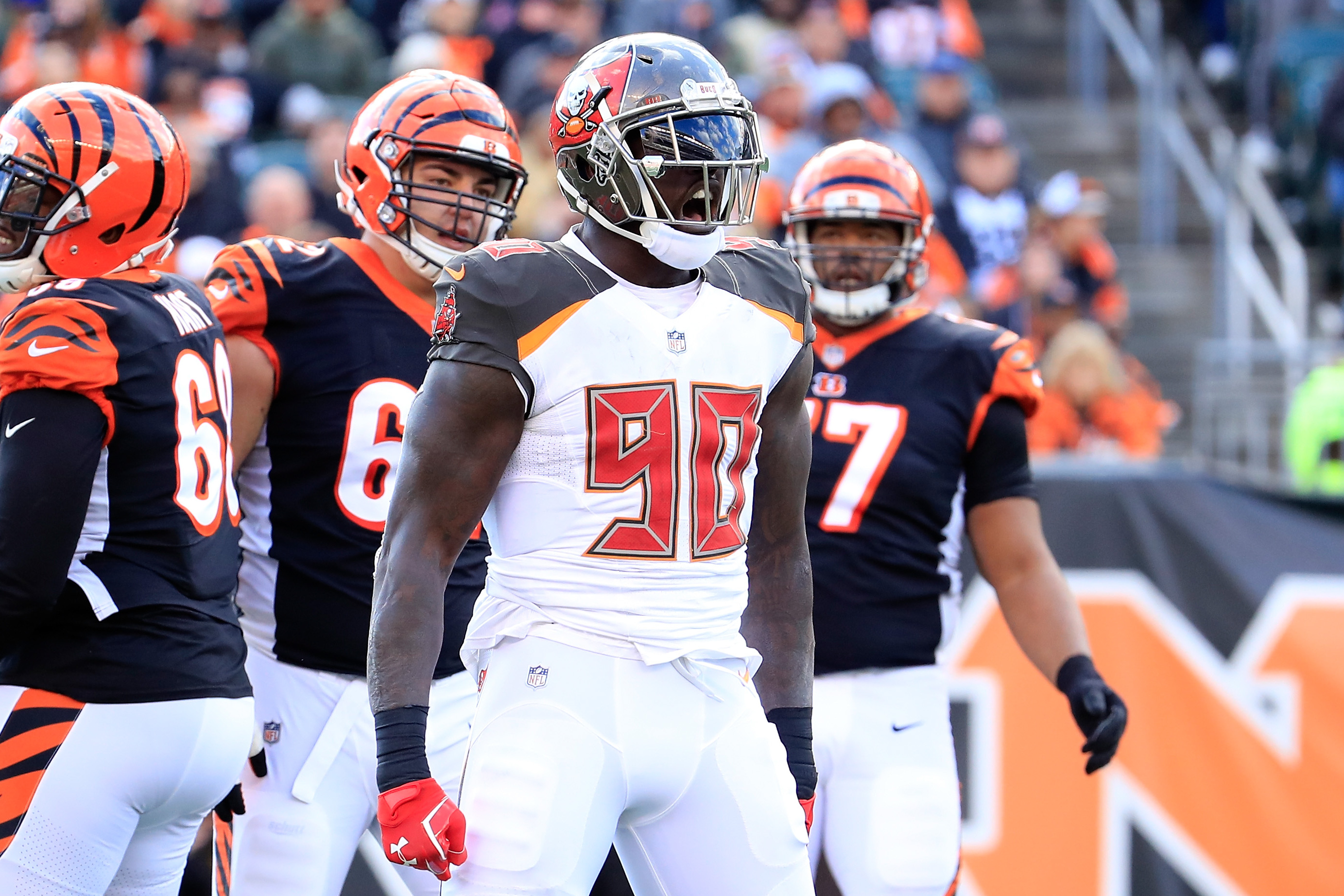 Neck injury could sideline Bucs' Jason Pierre-Paul in 2019