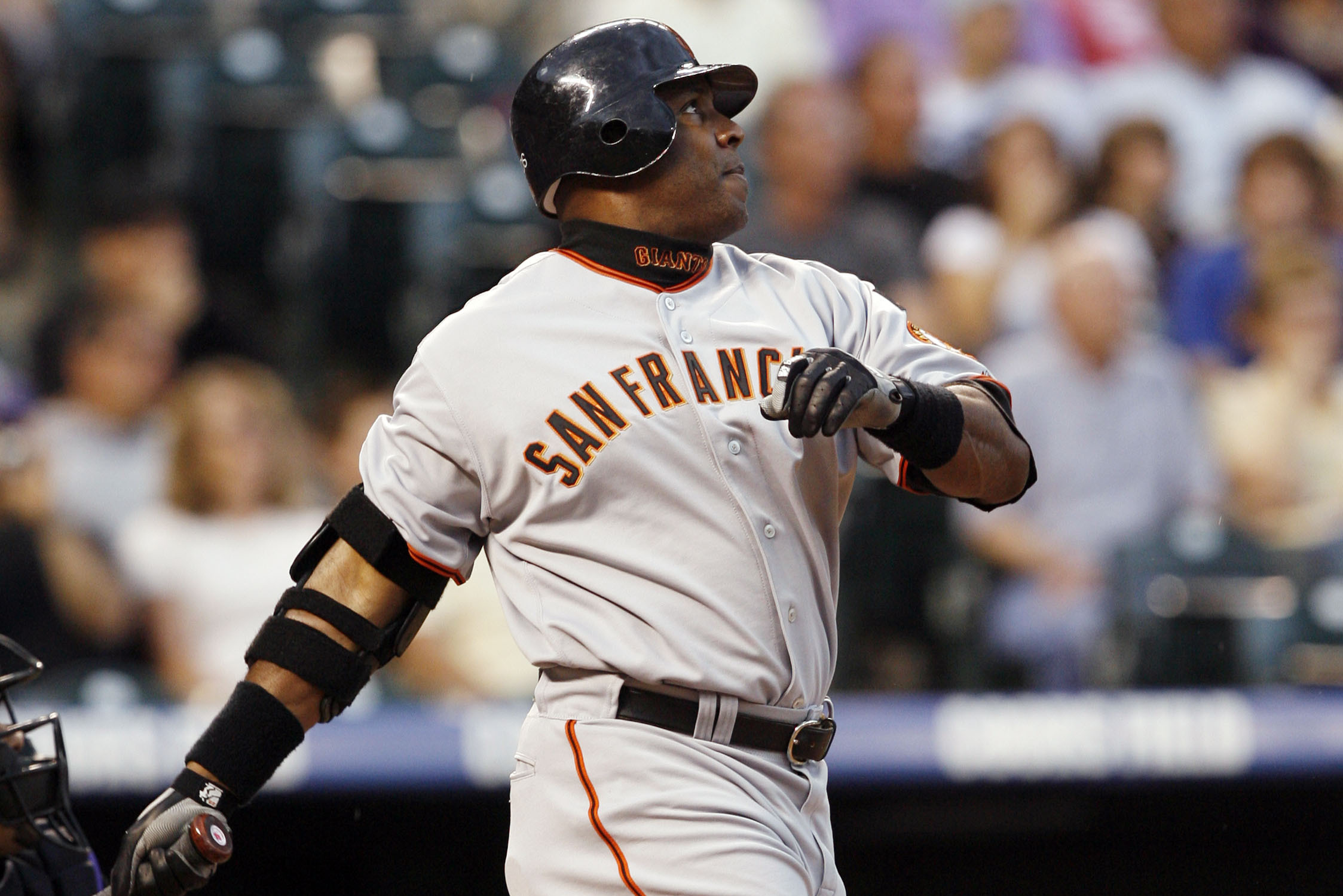 Barry Bonds' Historic No. 762 HR Ball Sells for $282,900 at Auction, News,  Scores, Highlights, Stats, and Rumors