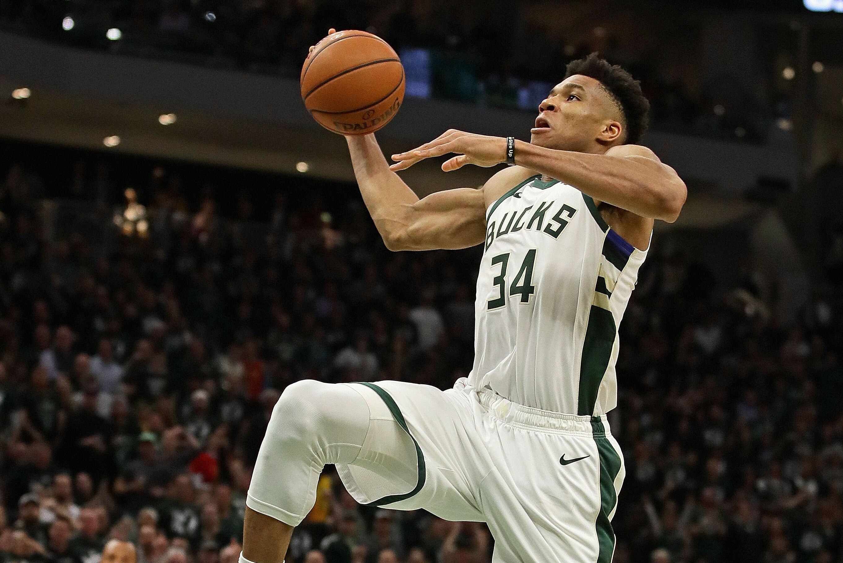 2019 Nba Playoff Odds Giannis Bucks Open As Favorites Over - 