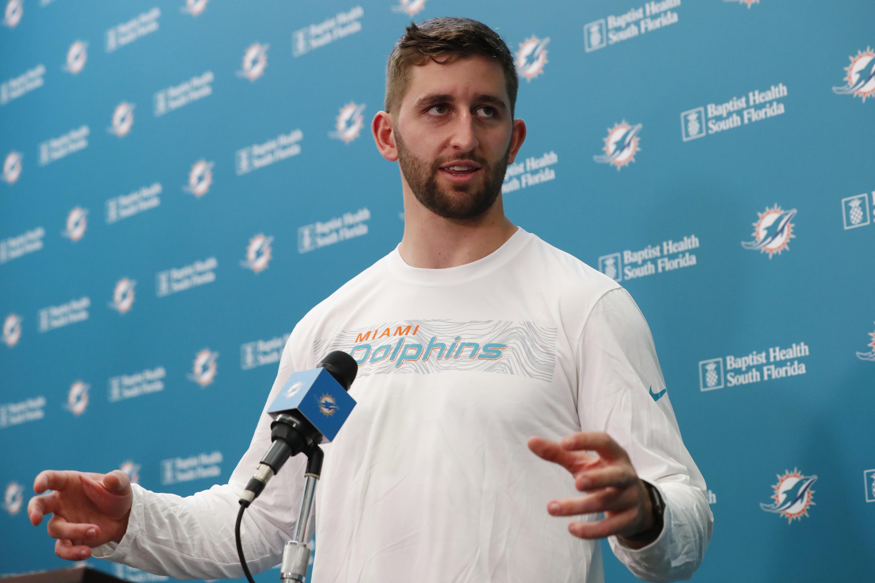 Cardinals tweet Josh Rosen support, Kyler Murray odds suggest otherwise 