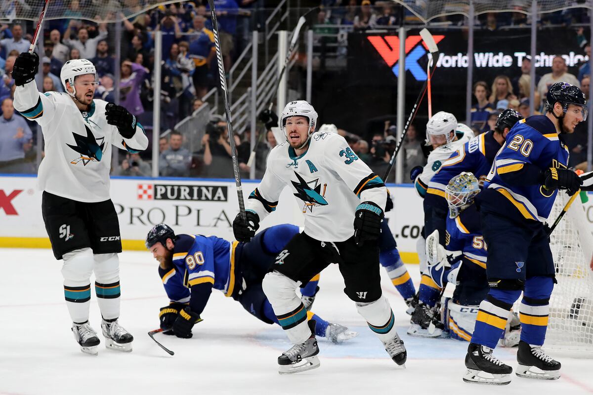 Erik Karlsson OT Winner Powers Sharks to Game 3 Win, 2-1 Series Lead vs. Blues