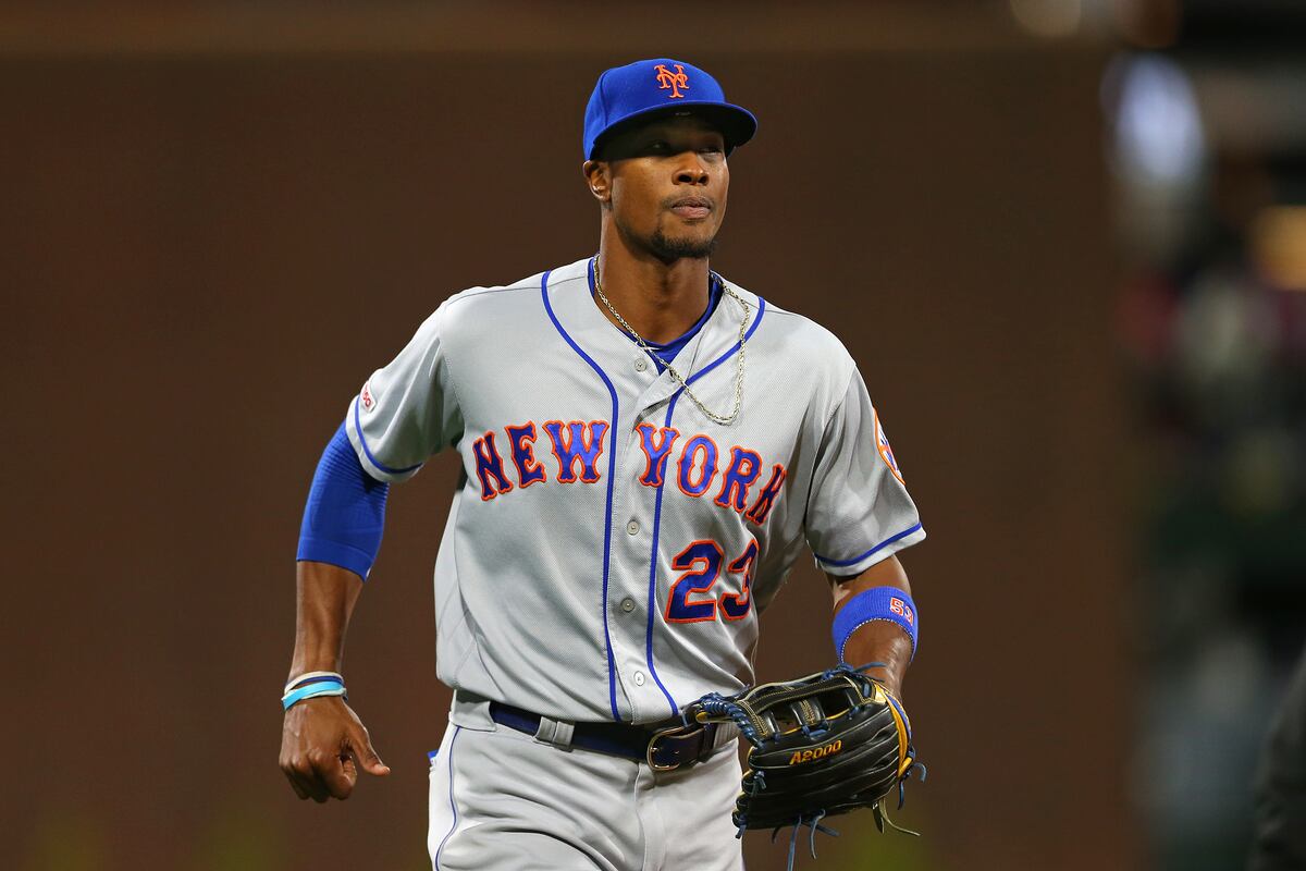 Mets' Keon Broxton Appears to Accept Fan's 100 Venmo for BasesLoaded