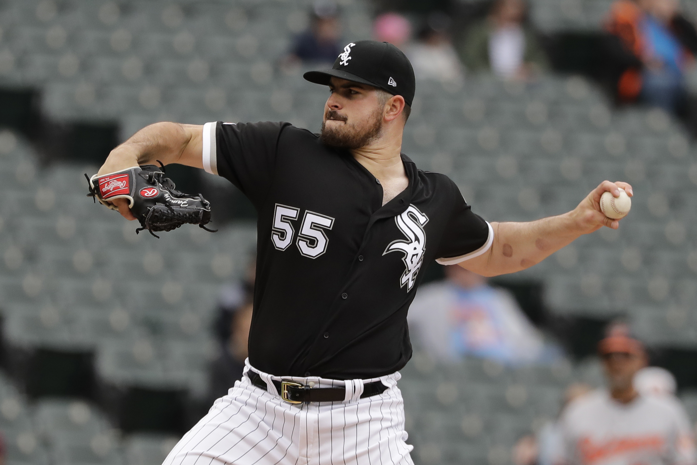 Carlos Rodon dominates again for White Sox in Game 1 victory