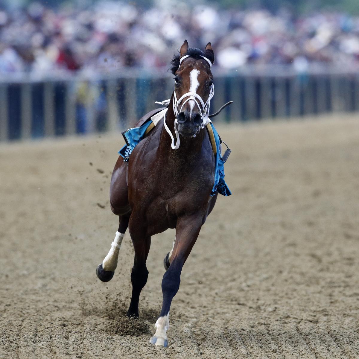 Twitter Stunned as Jockey John Velazquez Falls Off ... Twitter Stunned as Jockey John Velazquez Falls Off ...