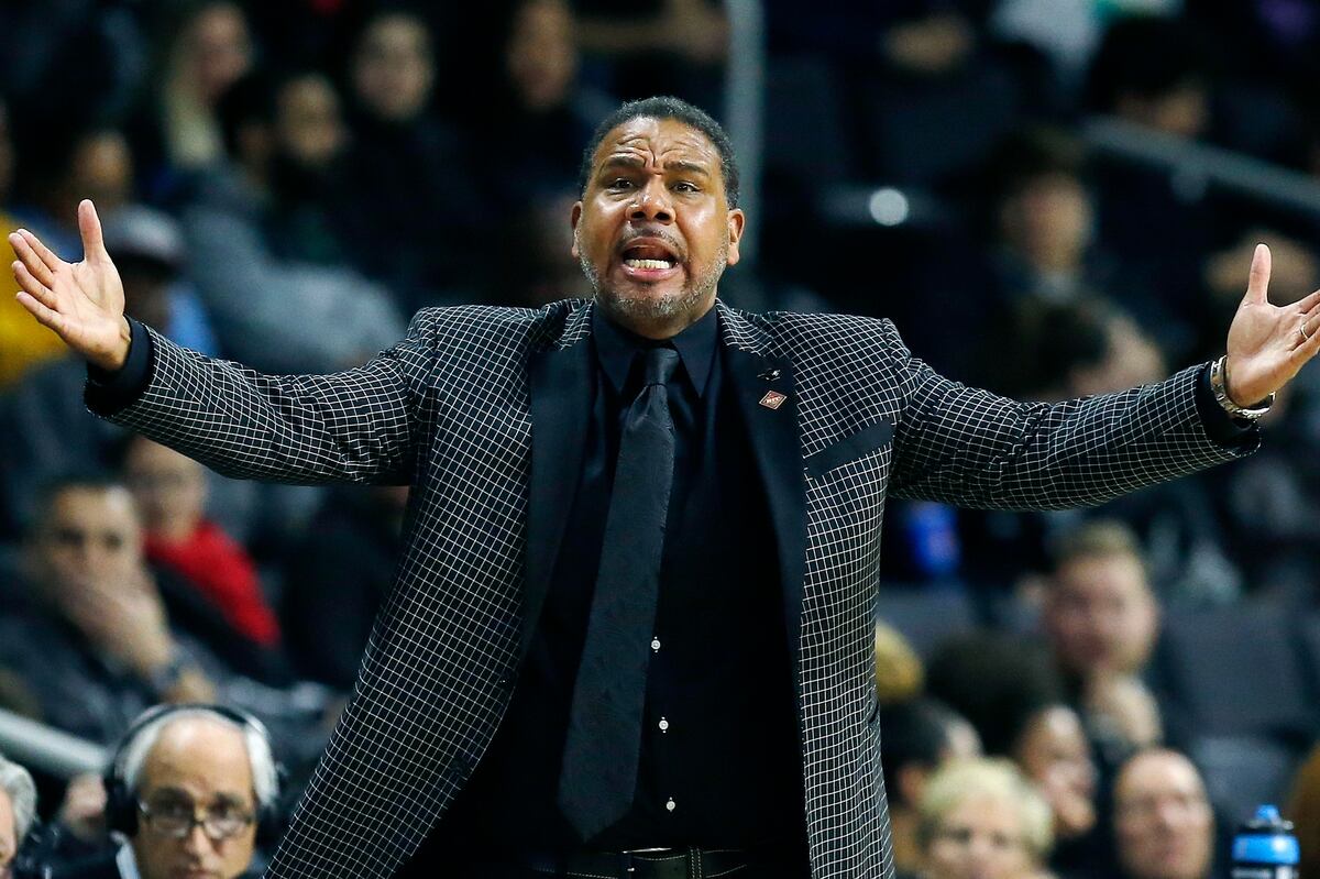 Ed Cooley Staying at Providence After Interviewing for Michigan Head