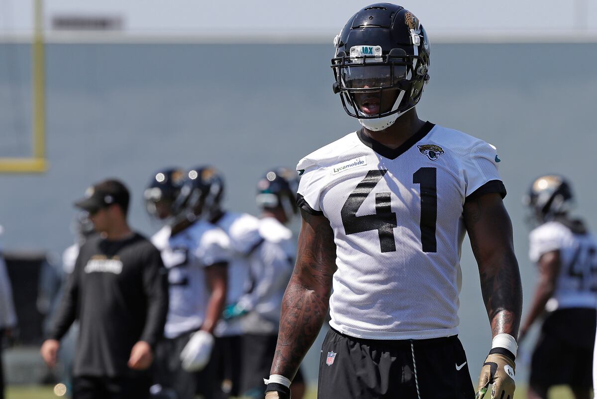 Jaguars Rookie Josh Allen Sits Out Otas With Knee Injury No Long Term Concern Bleacher Report Latest News Videos And Highlights