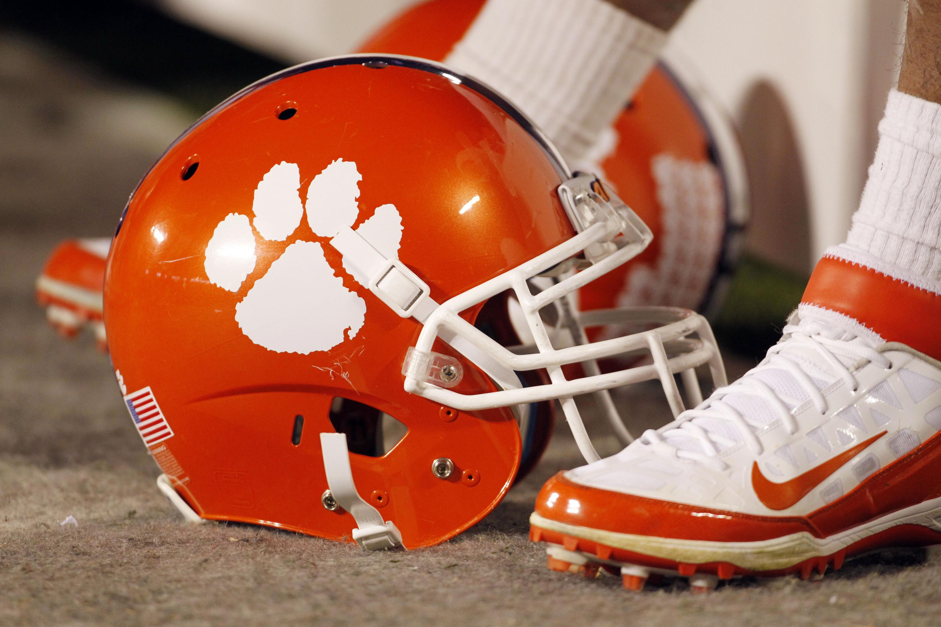 Clemson TE suspended last season for positive ostarine test