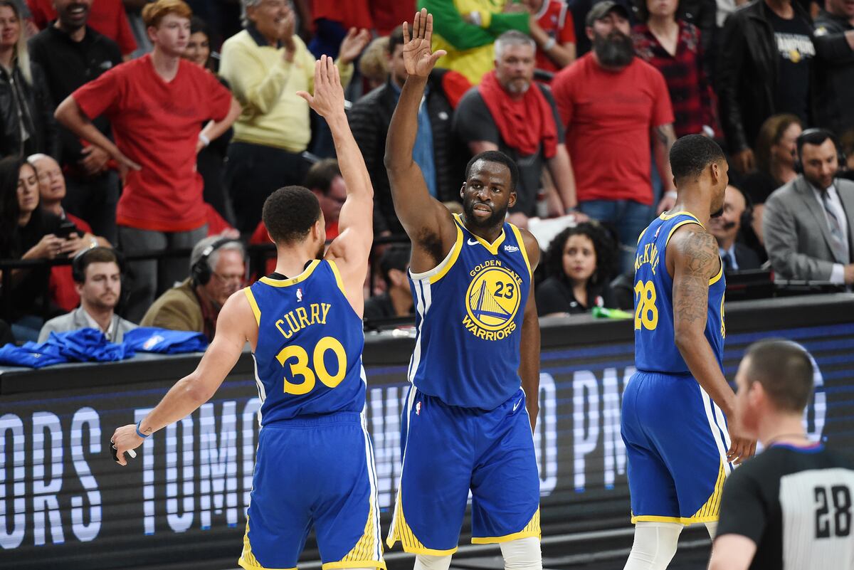 B/R Countdown Top 10 Plays from the Warriors' NBA Finals Appearances