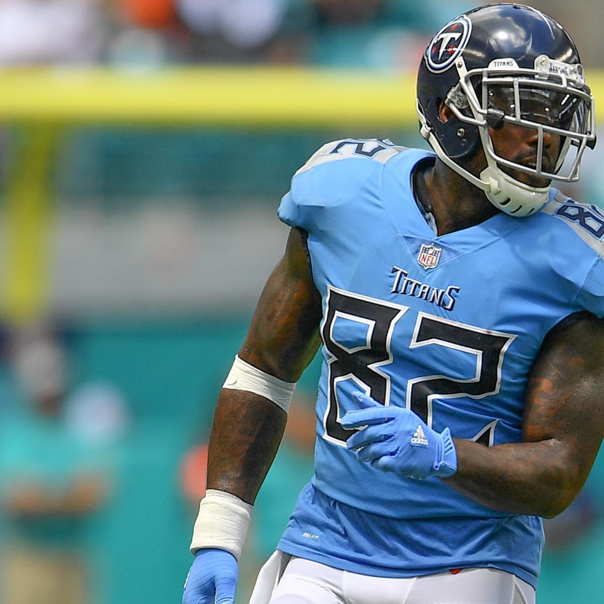 Titans' Delanie Walker Placed on Season-Ending IR with Ankle Injury ...