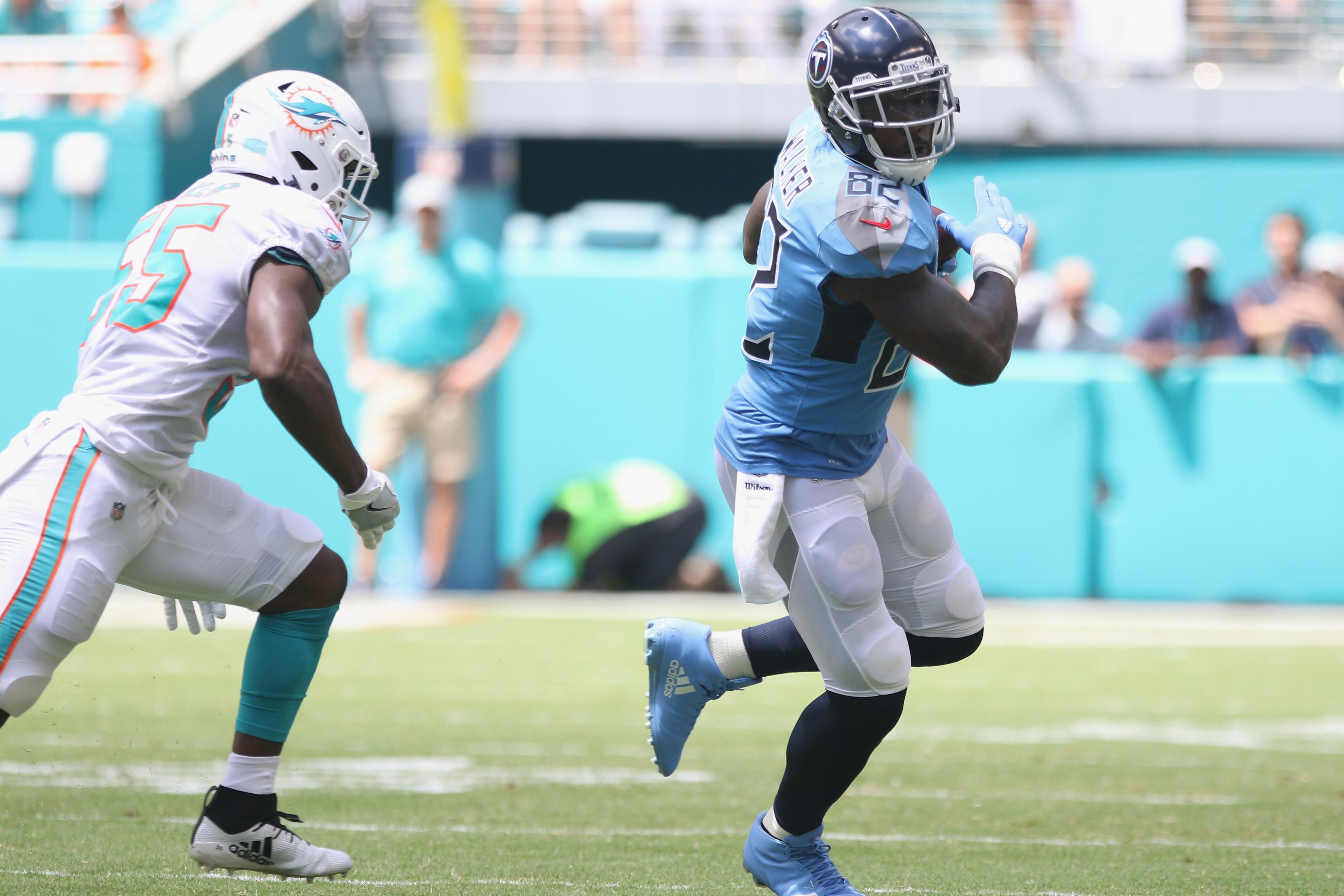 Titans TE Delanie Walker's brutal season-ending injury is a huge loss 