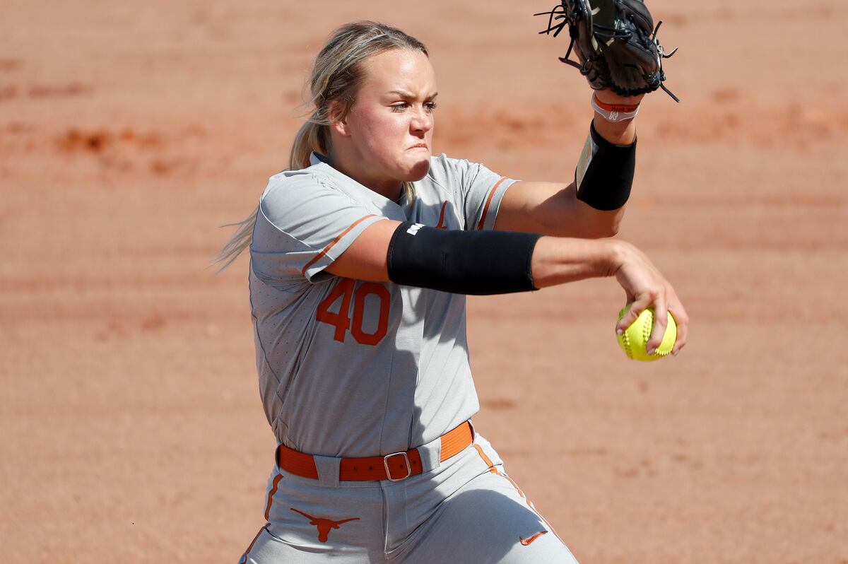 Texas' Miranda Elish 'Well' After Being Hit in Face by Catcher's Errant