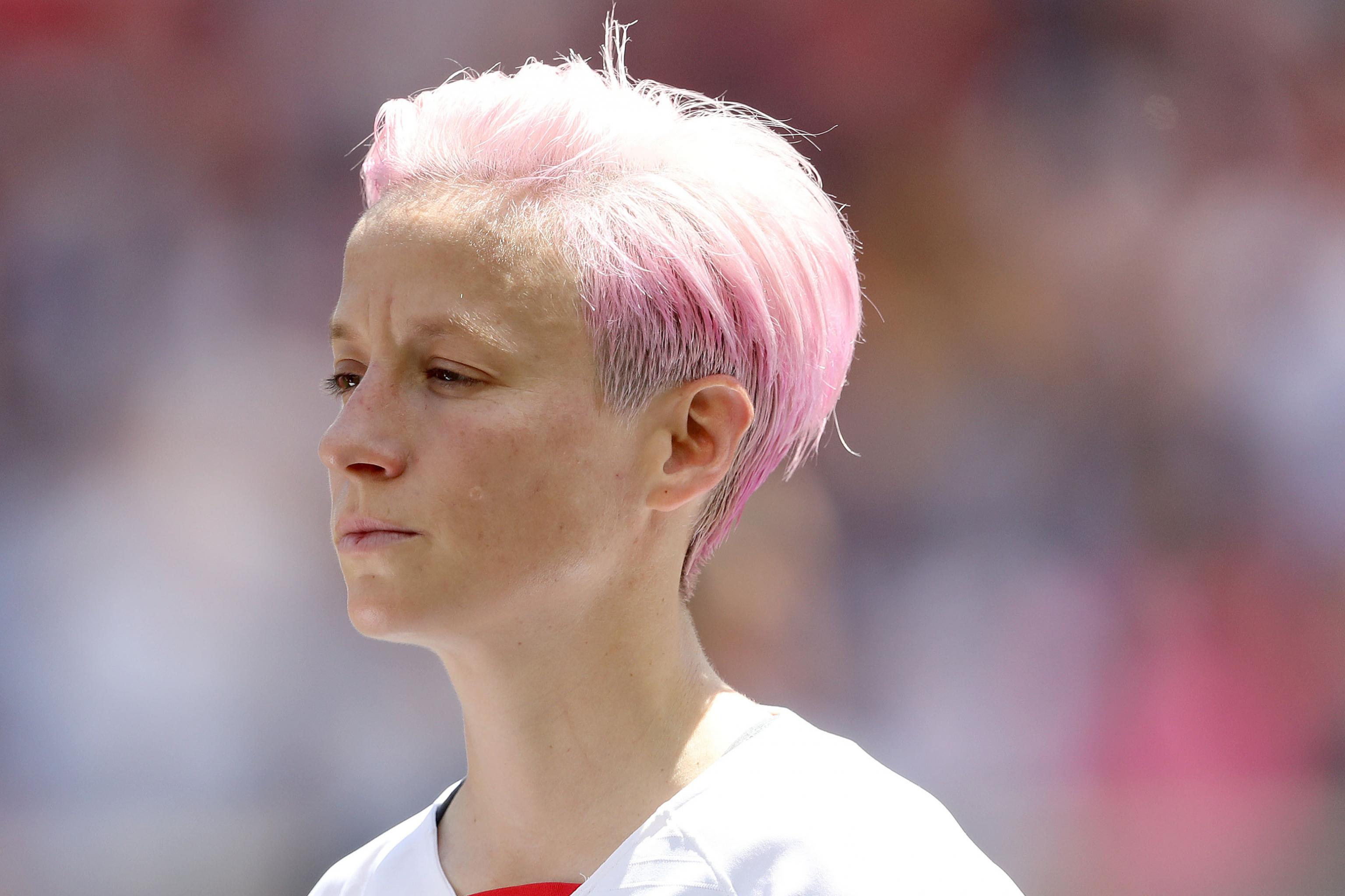 images Megan Rapinoe Hair Color megan rapinoe on white house visit if