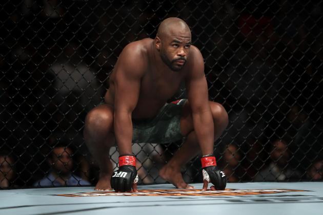 CHICAGO, IL - JUNE 09:  Rashad Evans prepares to fight Anthony Smith in their light heavyweight bout during the UFC 225: Whittaker v Romero 2 event at the United Center on June 9, 2018 in Chicago, Illinois. Smith won by TKO. (Photo by Dylan Buell/Getty Images)