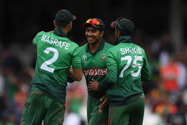 LONDON, ENGLAND - JUNE 02: Soumya Sarkar of Bangladesh (c) and Shakib Al Hasan of Bangladesh (r) and Masrafe Mortaza of Bangladesh (l) celebrate victory during the Group Stage match of the ICC Cricket World Cup 2019 between South Africa and Bangladesh at The Oval on June 02, 2019 in London, England. (Photo by Alex Davidson/Getty Images)