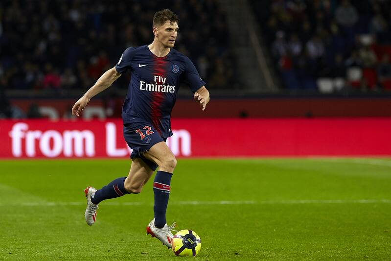 លទ្ធផលរូបភាពសម្ážšាáž”់ Thomas Meunier