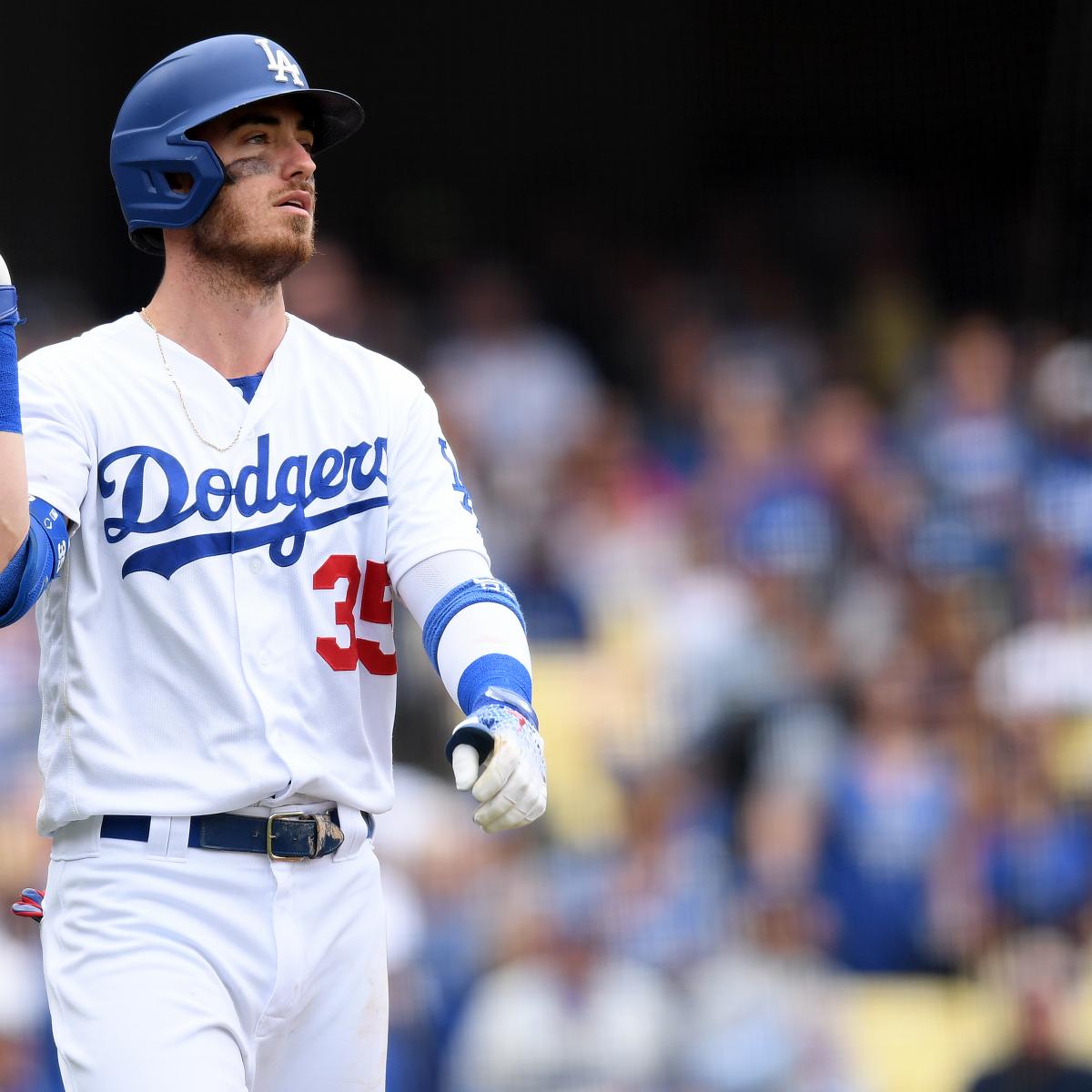 Los Angeles Dodgers Mashing Their Way Through MLB News, Scores