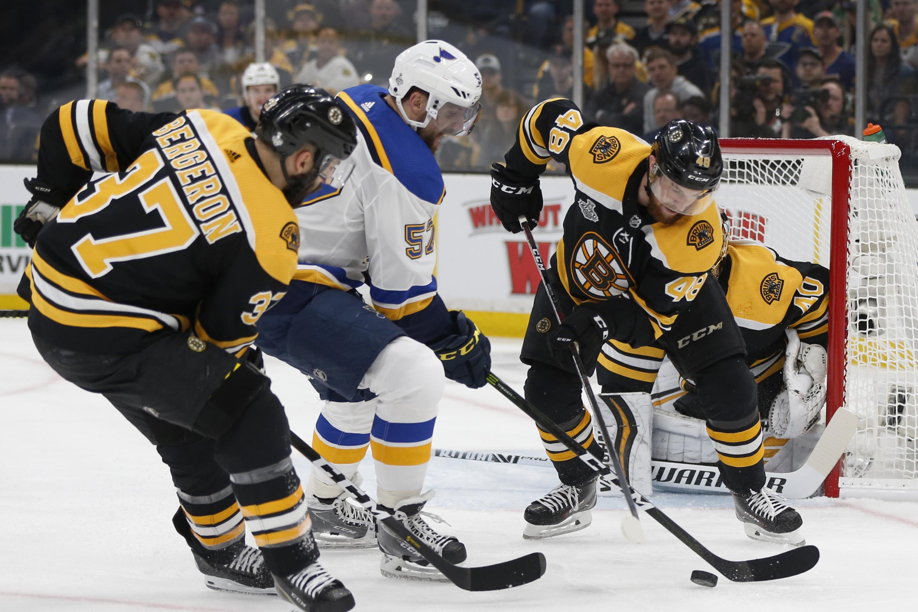 Bruins fall to Blues in Game 4, Stanley Cup Final series tied heading back  to Boston