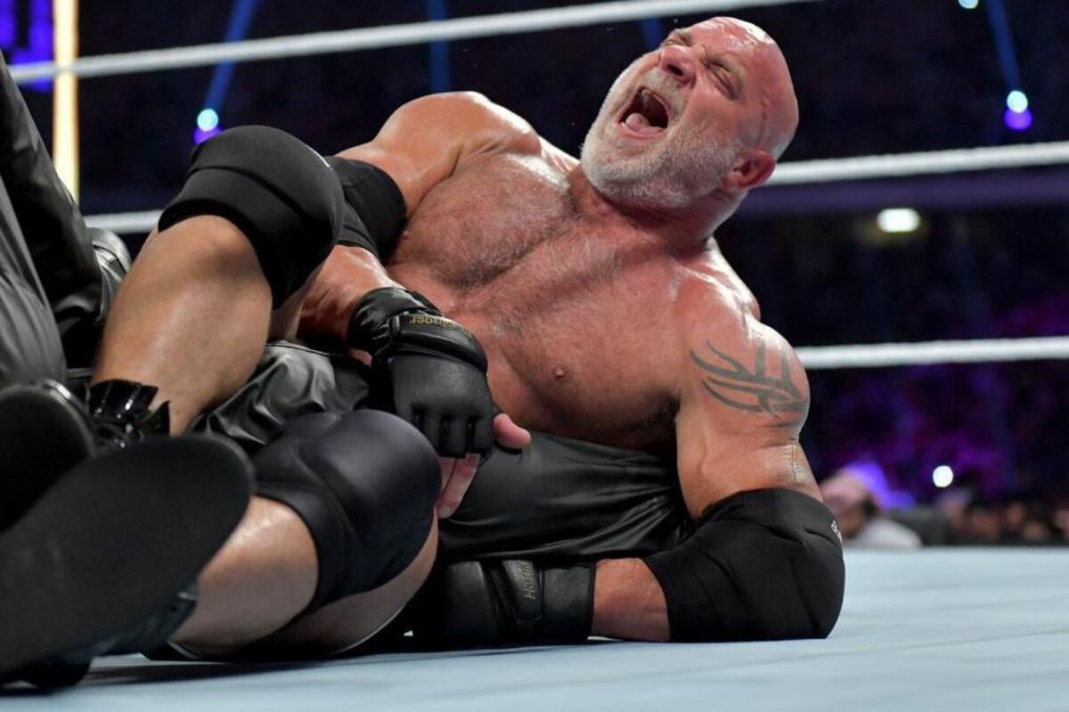 Will Goldberg Wrestle Again After Loss Vs Undertaker At Wwe Super Showdown Bleacher Report Latest News Videos And Highlights Here, we look at three reasons why the undertaker vs goldberg match should not happen. will goldberg wrestle again after loss