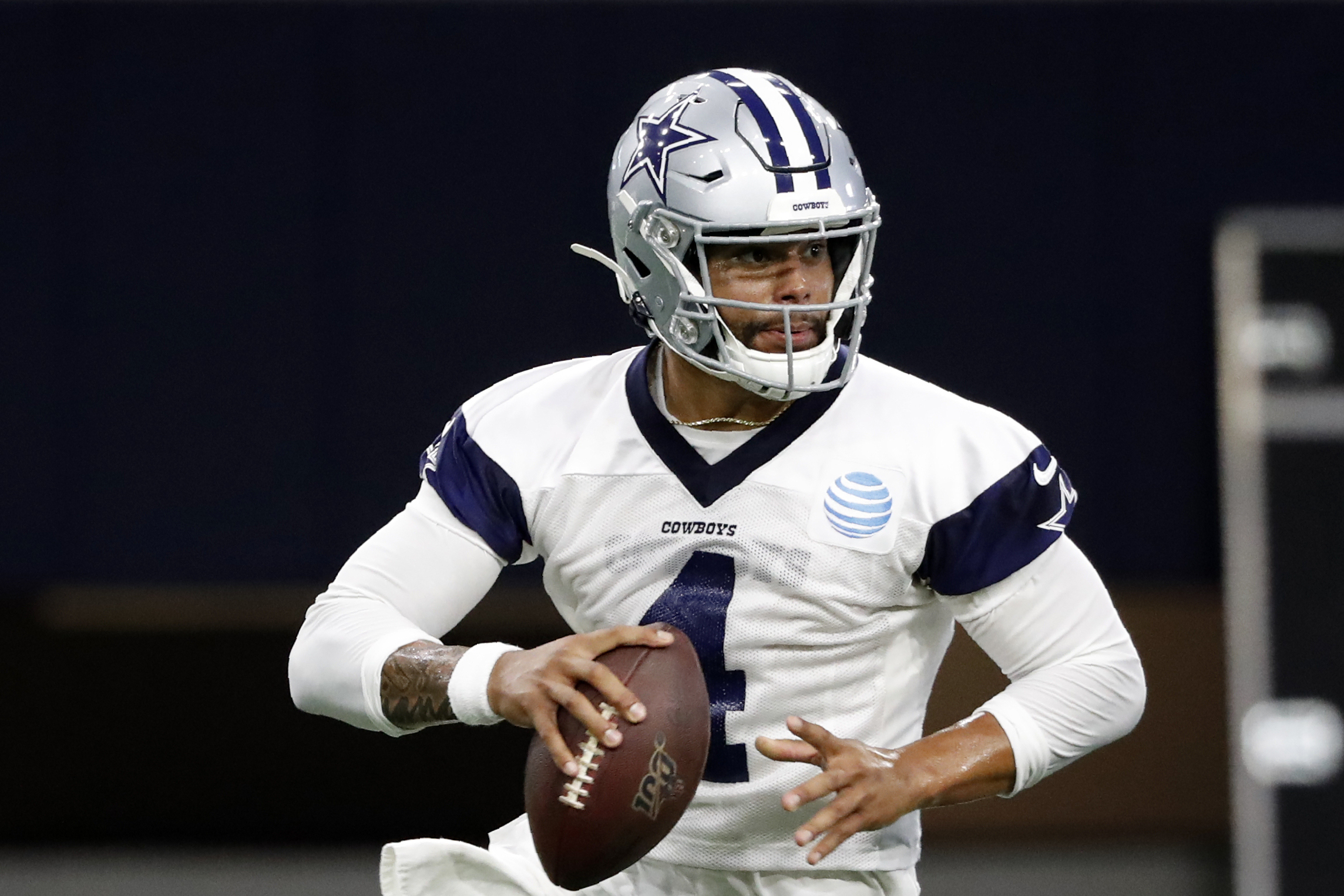 Tom Brady to the Dallas Cowboys If Team Trades Dak Prescott? Michael Irvin  Says It's Highly Possible