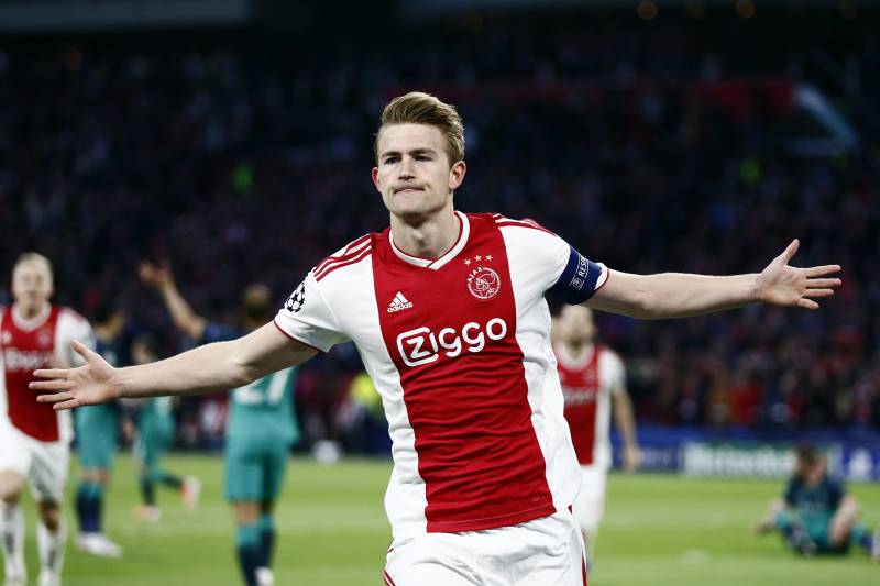 Reports Matthijs De Ligt Close To Joining Juventus In 70m