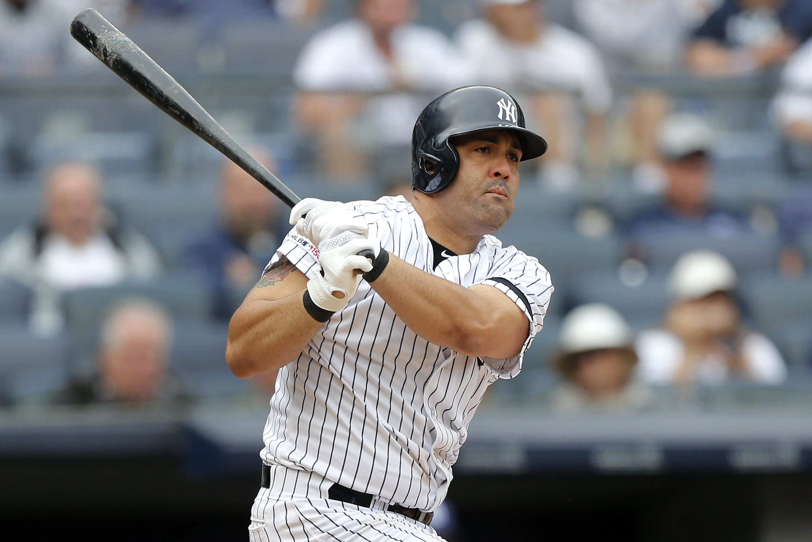 Yankees' Kendrys Morales is 20th player to go on injured list