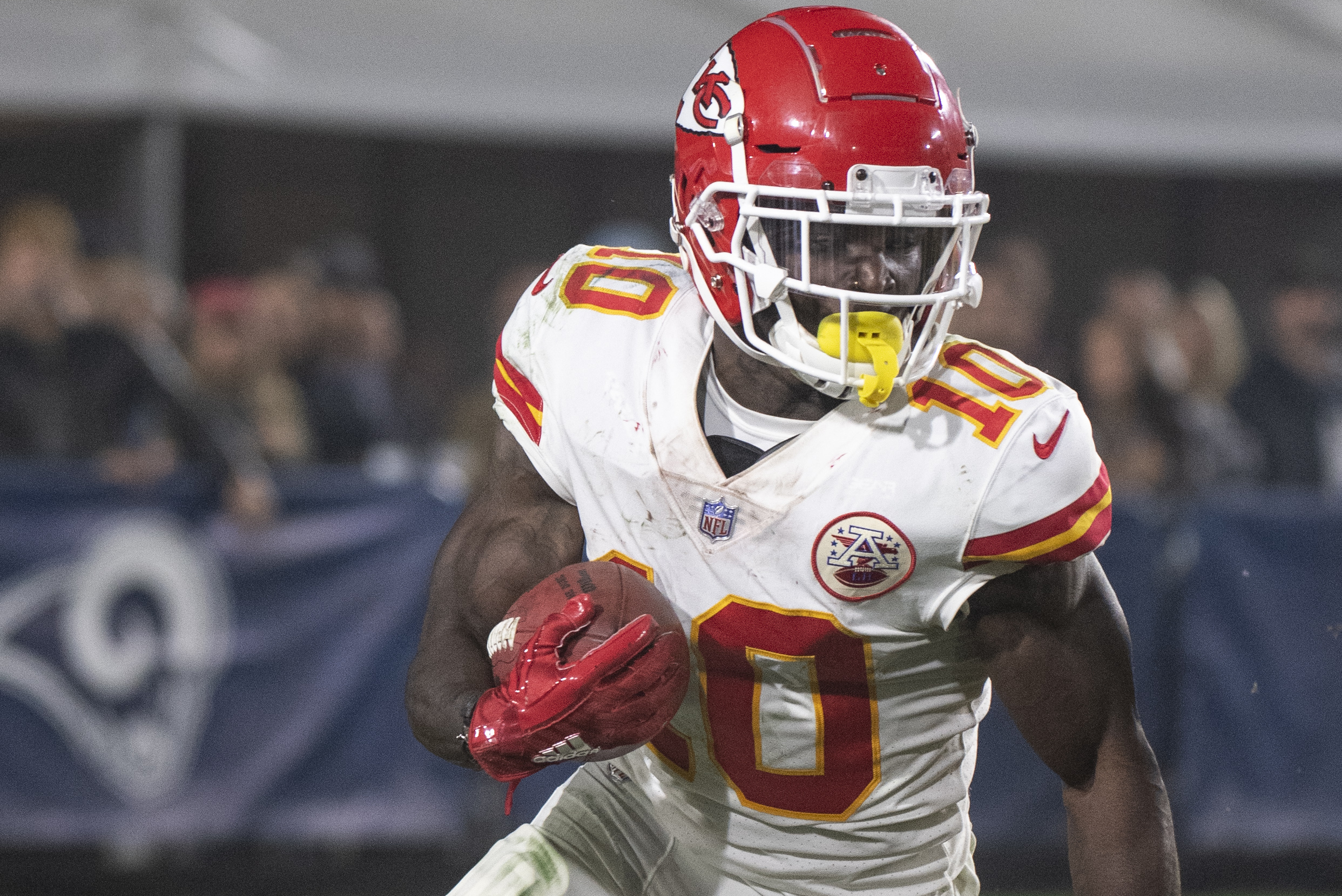 Chiefs' Tyreek Hill linked to domestic battery case in Kansas City - Los  Angeles Times