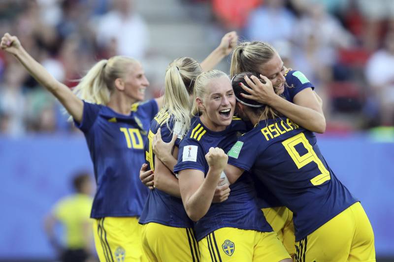 Image result for women soccer-sweden/Germany