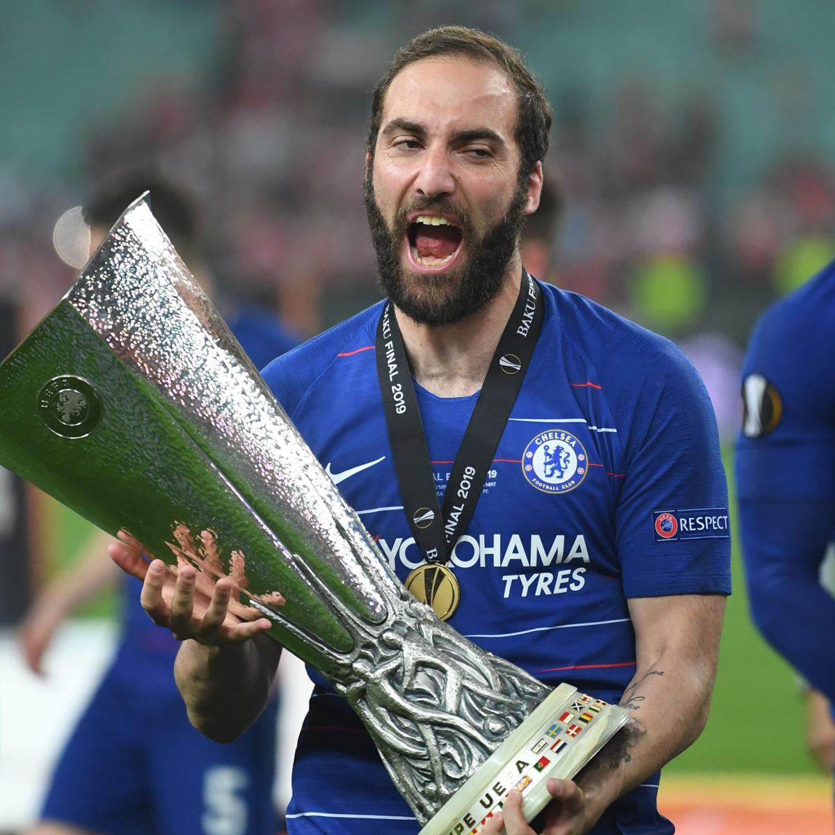 Gonzalo Higuain S Brother Opens Up On As Roma Transfer Rumours Juventus Future Bleacher Report Latest News Videos And Highlights