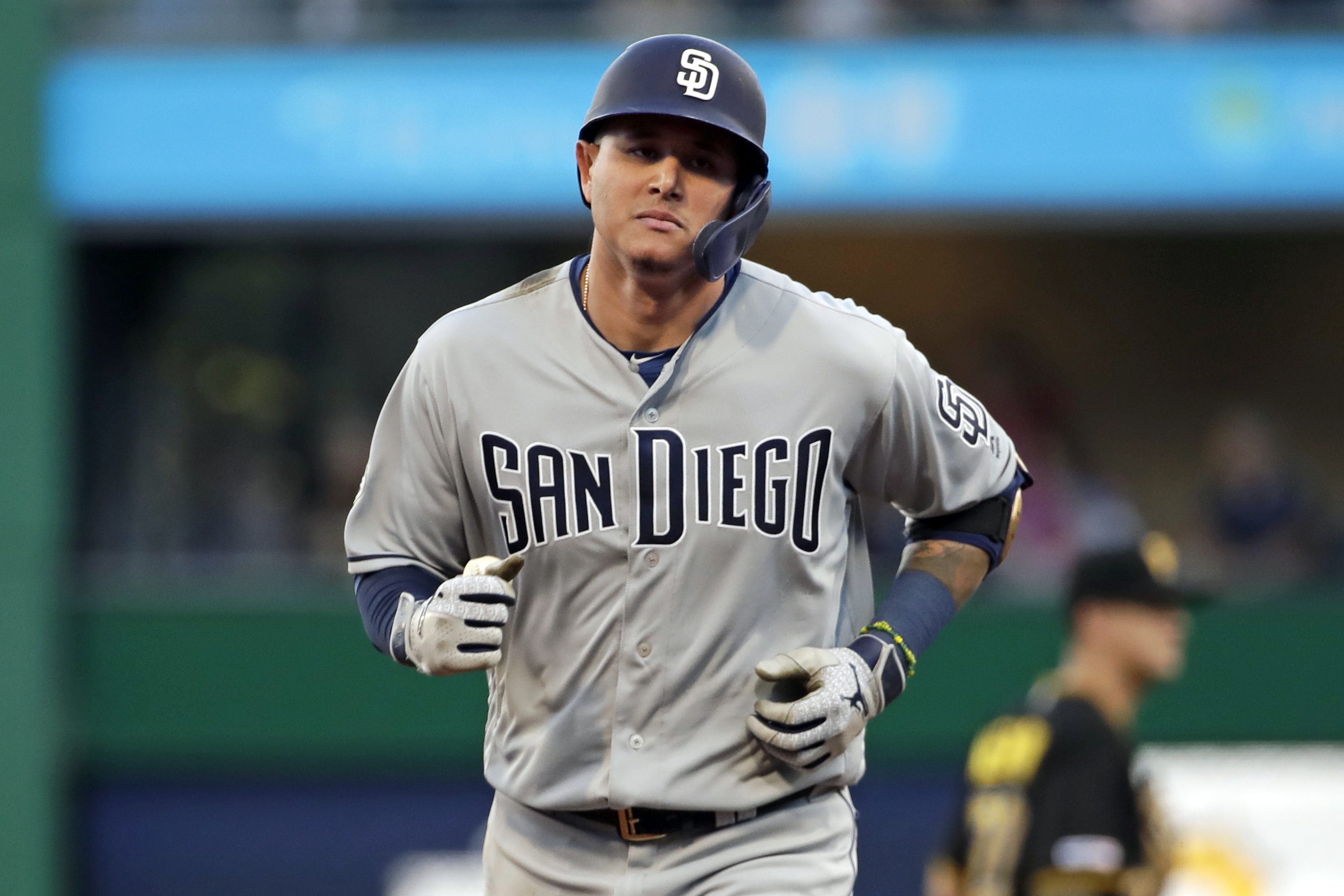Video: Manny Machado Jokes He'll Bet $300M Contract Padres Win WS