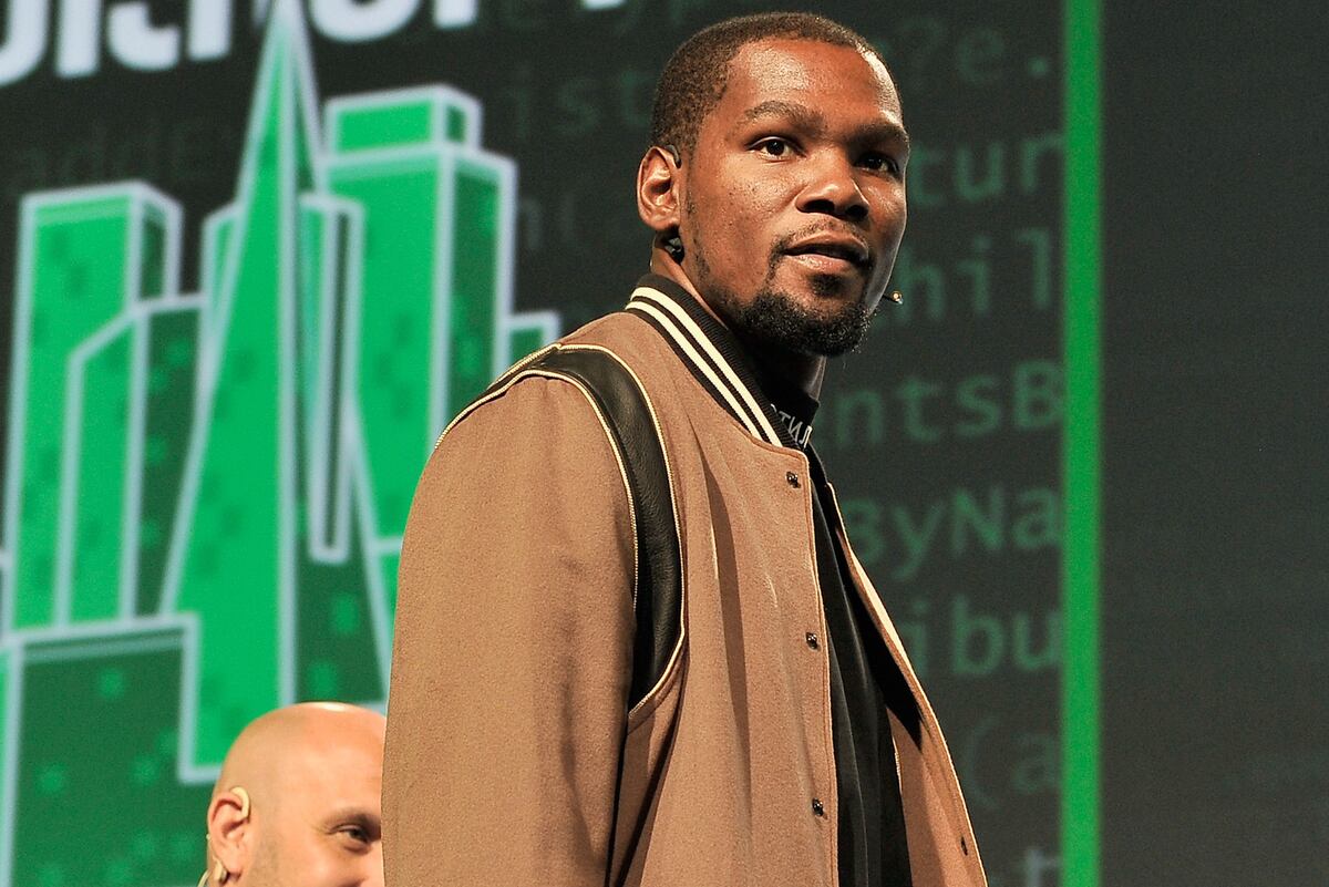 Watch Behind the Scenes Look at Kevin Durant's Prison Bball Documentary