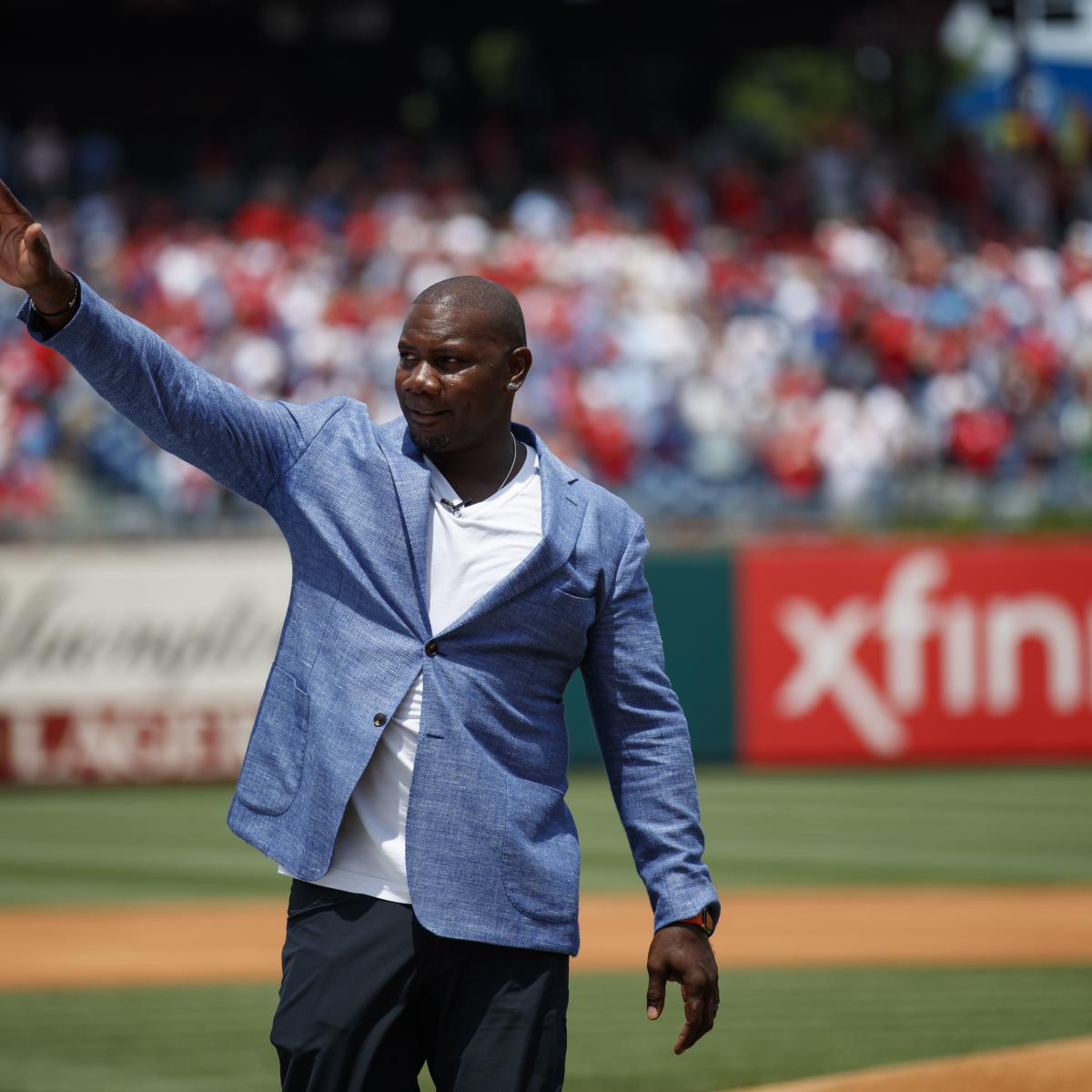 Video: Ryan Howard Congratulated on Retirement by The ...
