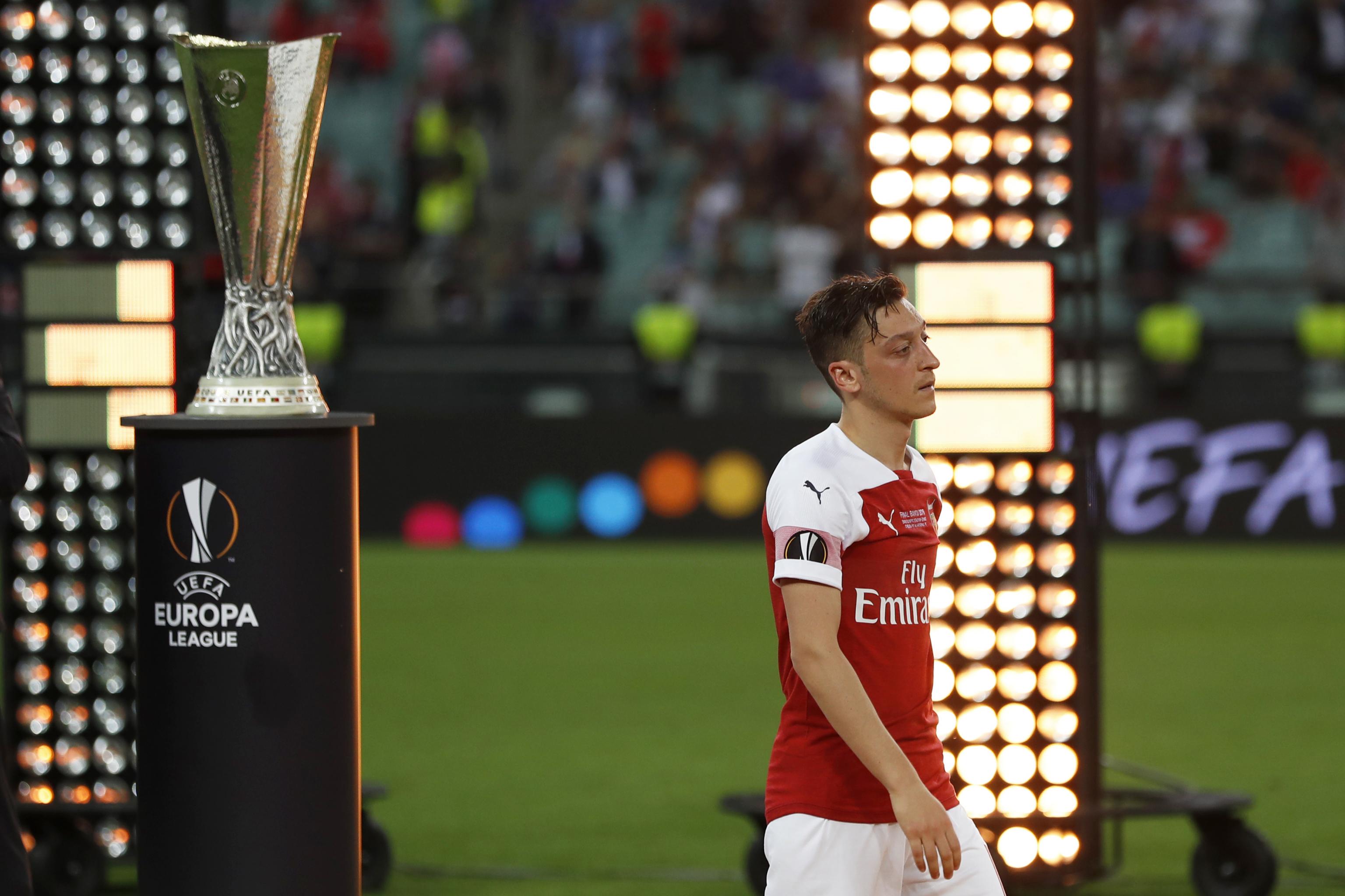 Arsenal Should Sell Mesut Ozil Buy Hakim Ziyech Says Ajax S Marc Overmars Bleacher Report Latest News Videos And Highlights Arsenal Should Sell Mesut Ozil Buy Hakim Ziyech Says Ajax S Marc Overmars Bleacher Report Latest News Videos And Highlights