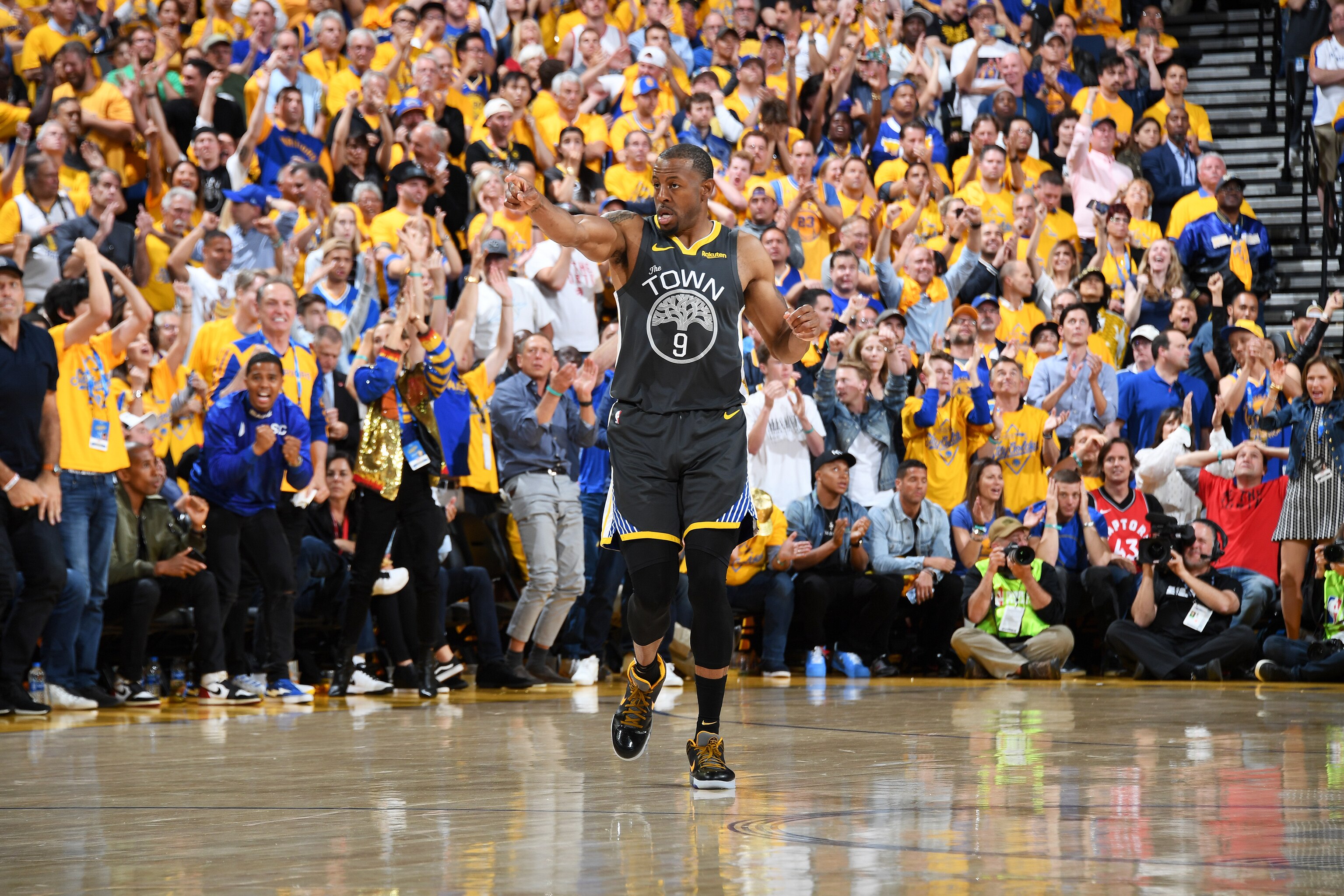 Andre Iguodala Remains Warriors' Unsung Hero - The New York Times