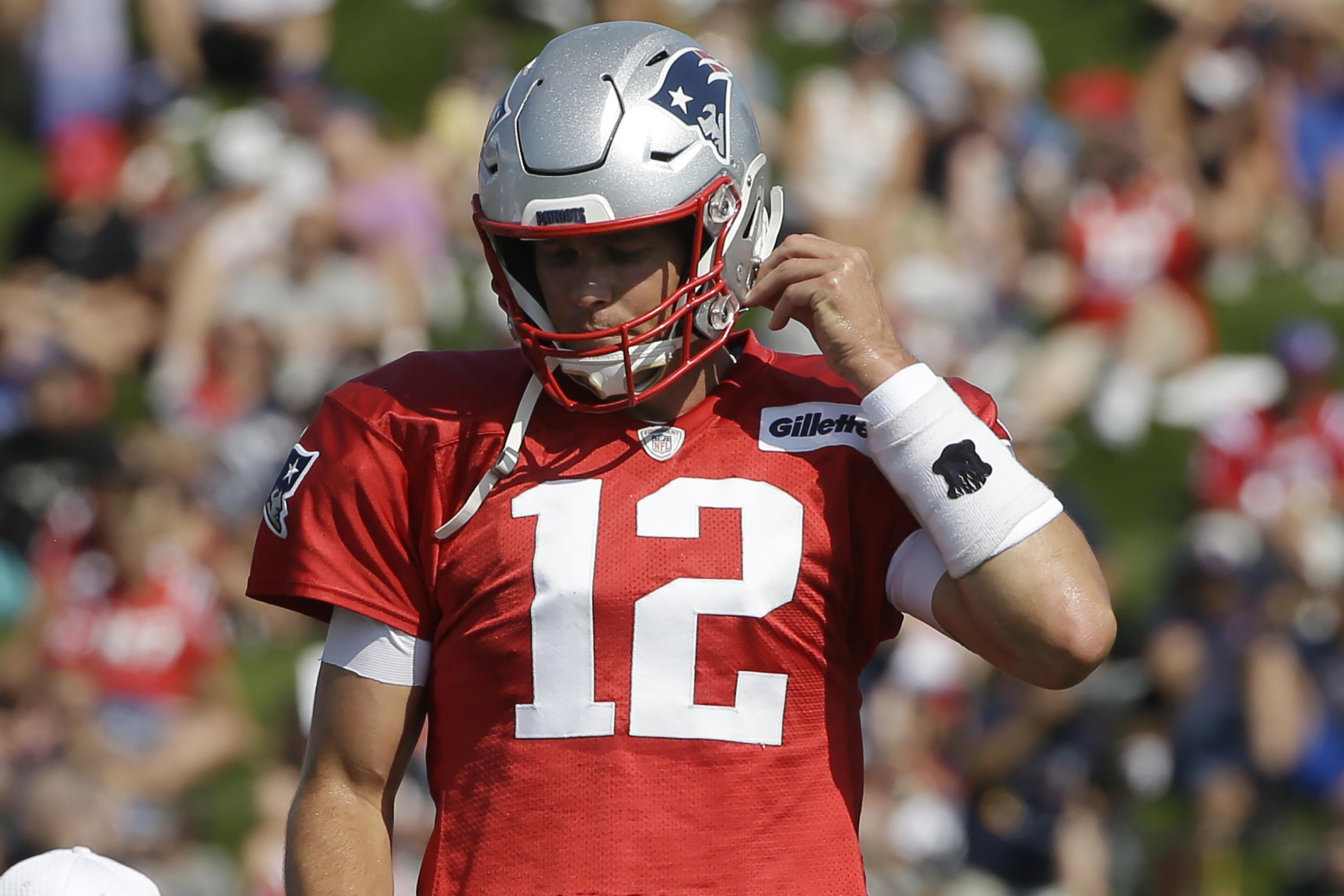 Tom Brady says he packed on offseason pounds in apparent deviation