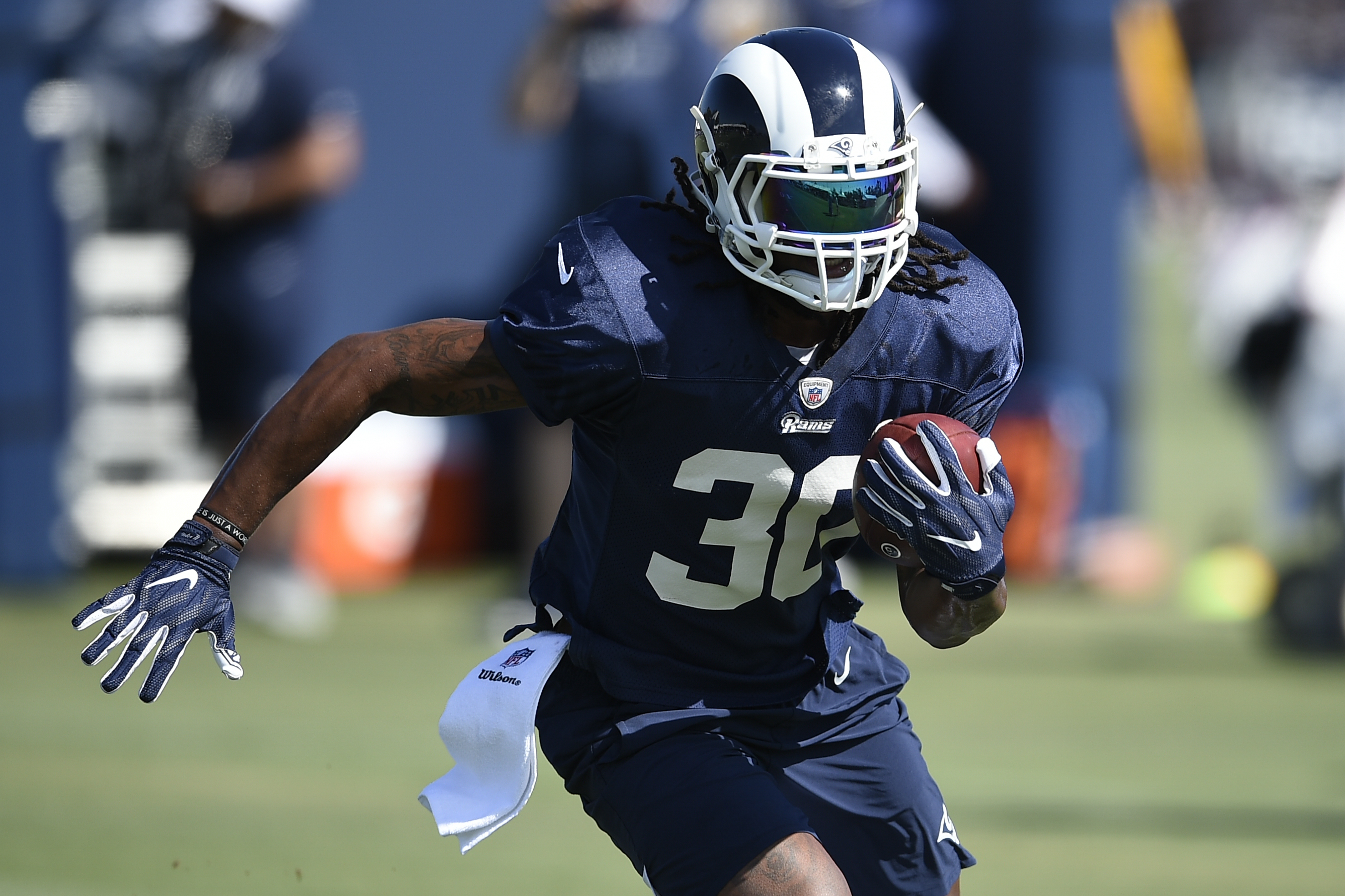 Rams plan to maintain Todd Gurley's health with restful 'veteran plan'