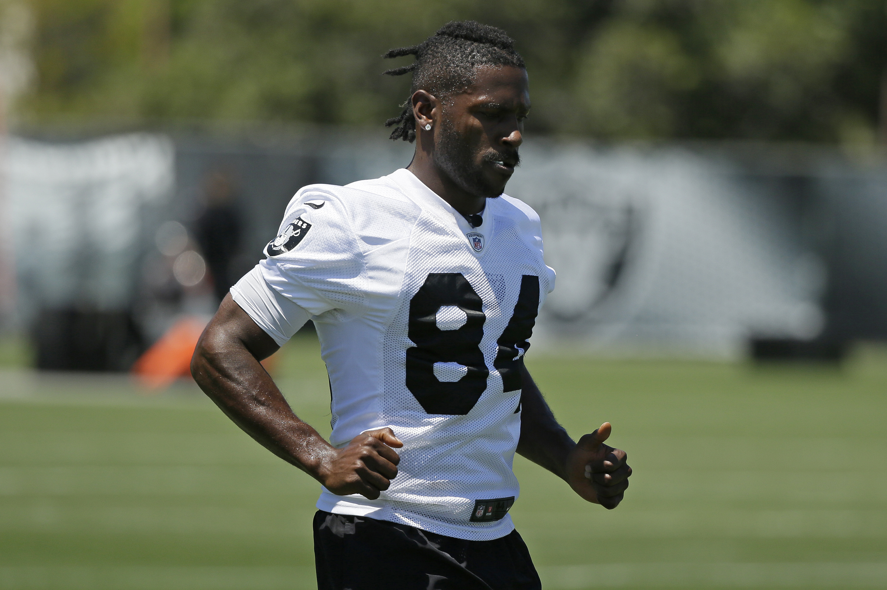 Antonio Brown misses Oakland Raiders training camp with frostbite, NFL  News