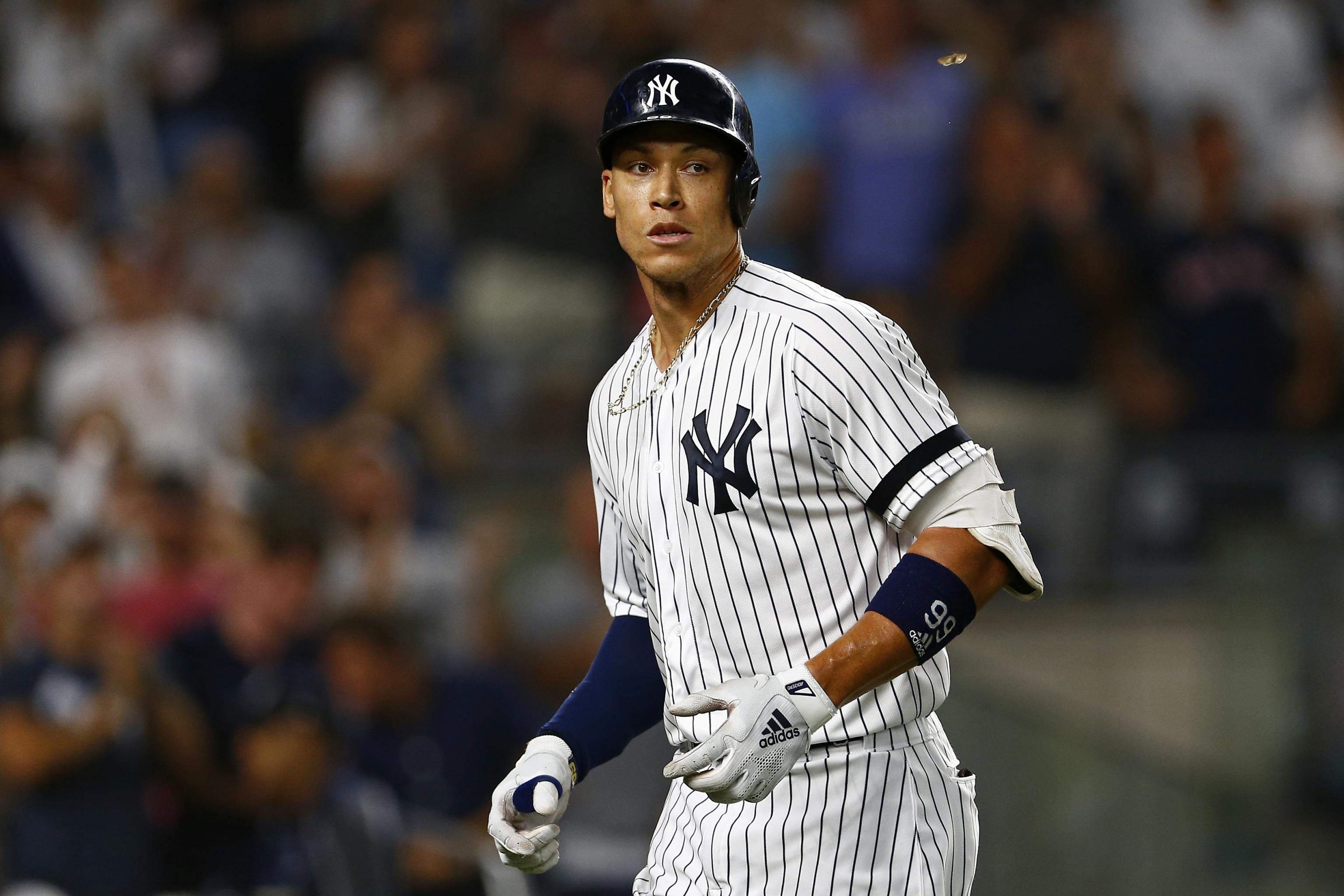 Yankees' Aaron Judge plays Shoeless Joe role in Field of Dreams video