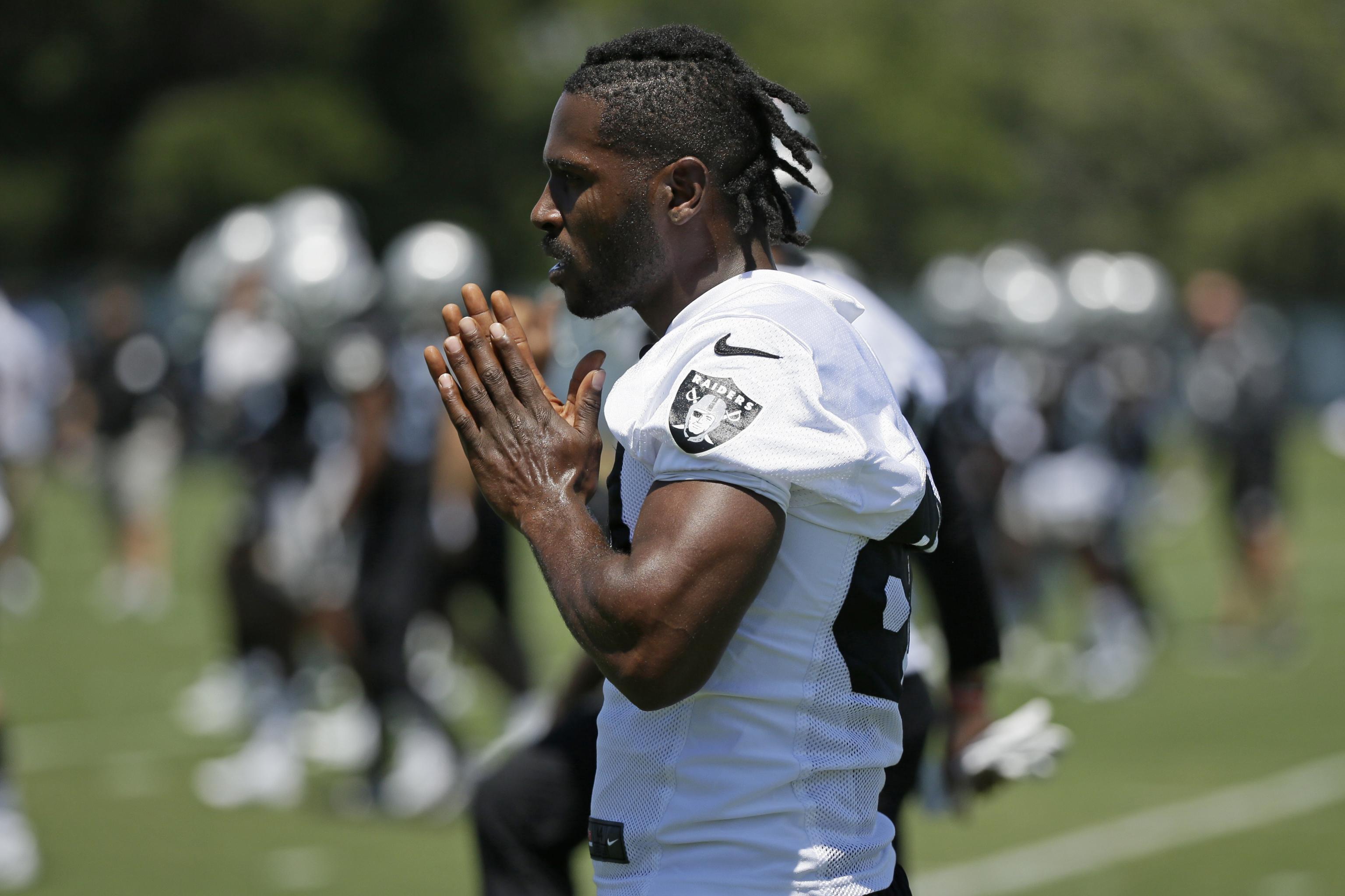 Barber: Antonio Brown's feet are holding Raiders back