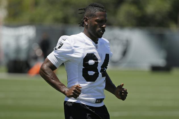 Oakland Raiders wide receiver Antonio Brown during NFL football minicamp Tuesday, June 11, 2019, in Alameda, Calif. (AP Photo/Eric Risberg)