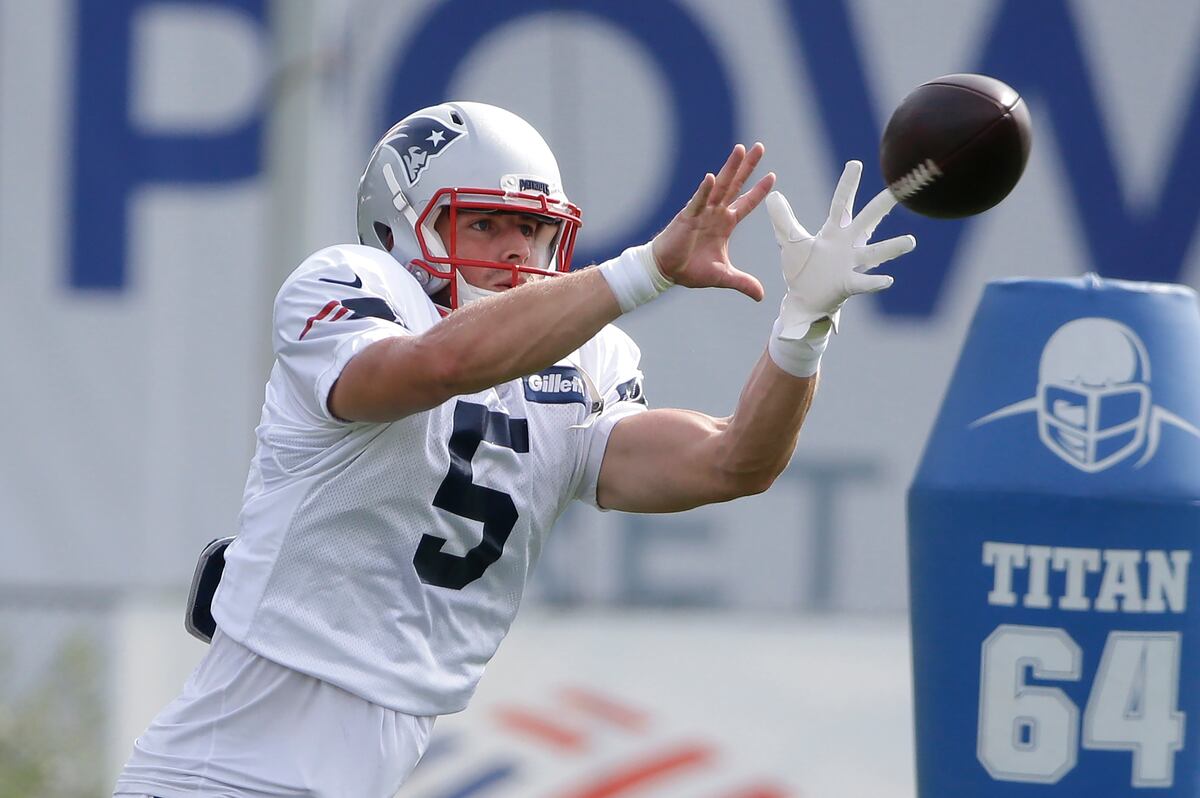 Patriots Rumors: QB Danny Etling Waived; Was Trying to Convert to WR