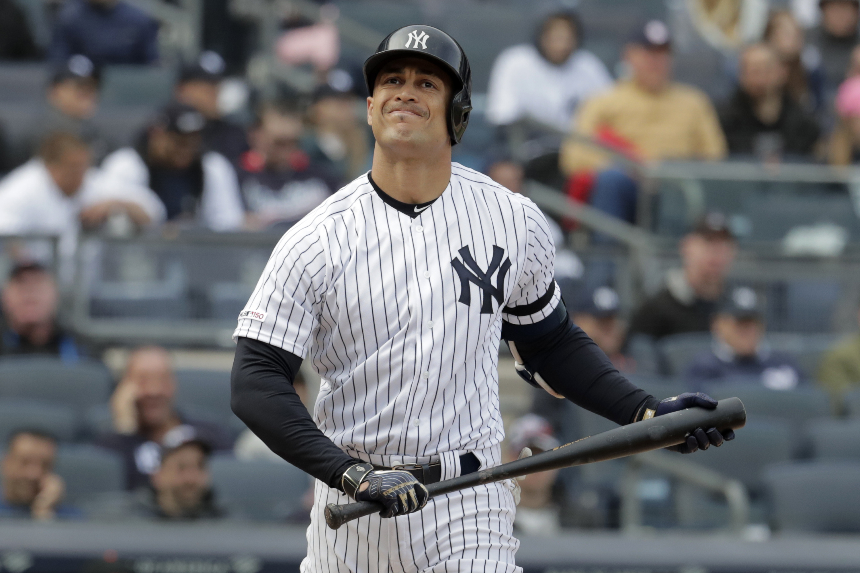 New York Yankees: Giancarlo Stanton is rocking a mullet (Video)