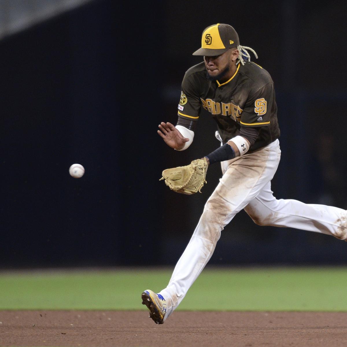 Padres' Fernando Tatis Jr. Leaves Spring Training Game with Apparent Injury