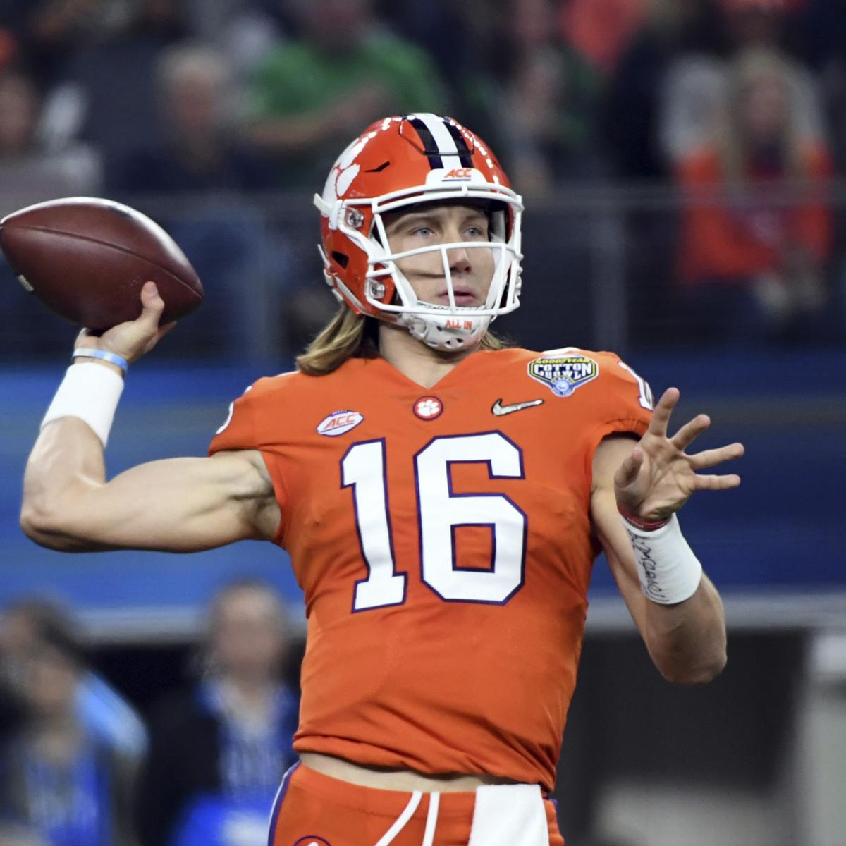 Trevor Lawrence Headlines Preseason Ap All America 1st Team Tua