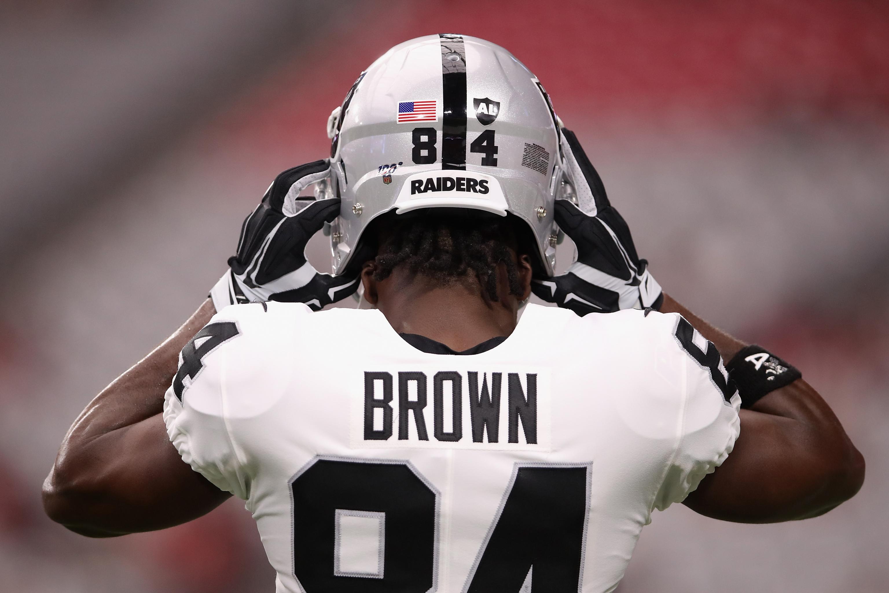 Antonio Brown practices with Raiders in a certified helmet - Los