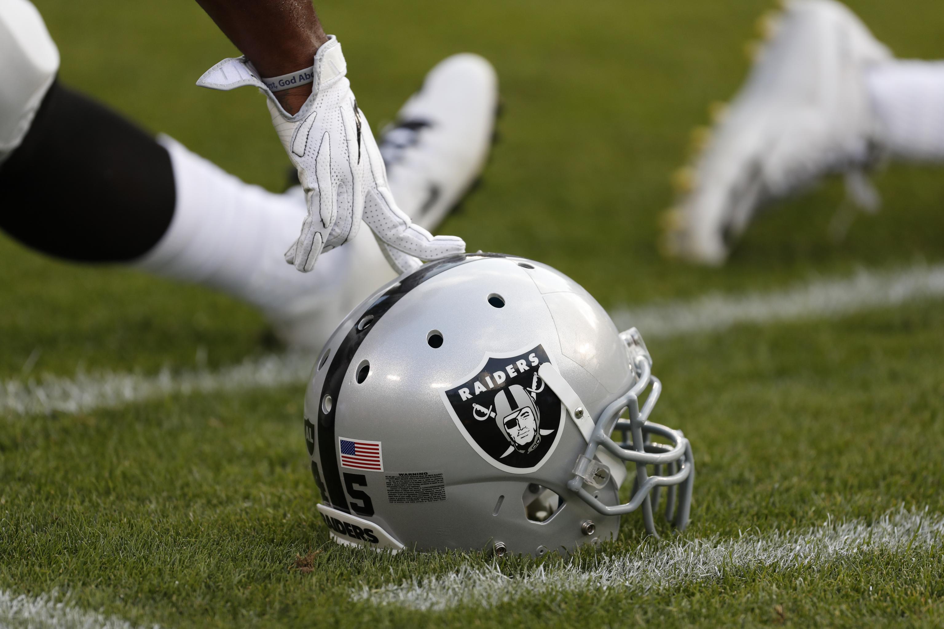 Raiders and Packers Forced to Play Preseason Game on 80-Yard Field